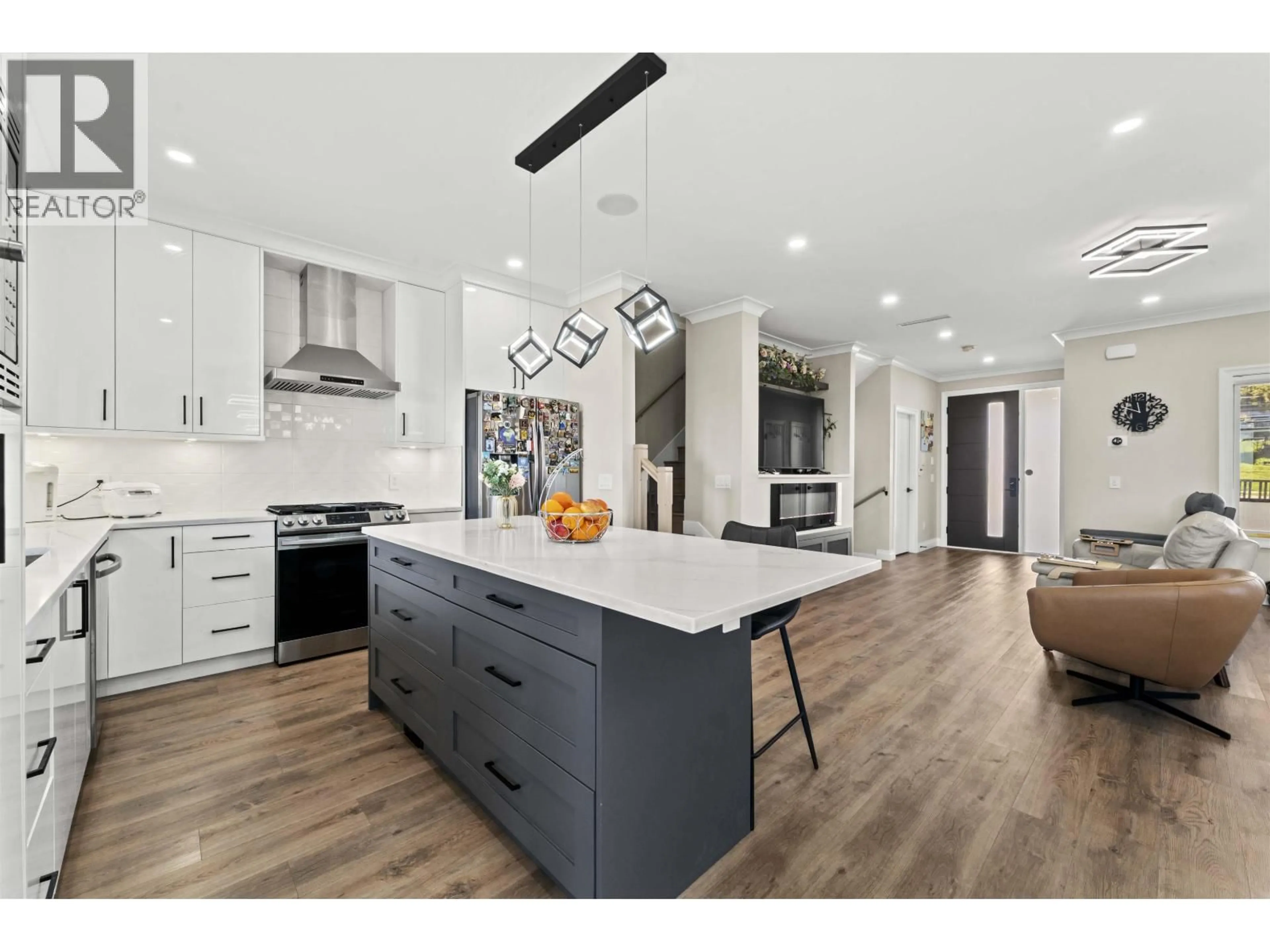 Open concept kitchen, unknown for 1038 STEWART AVENUE, Coquitlam British Columbia V3K2N9