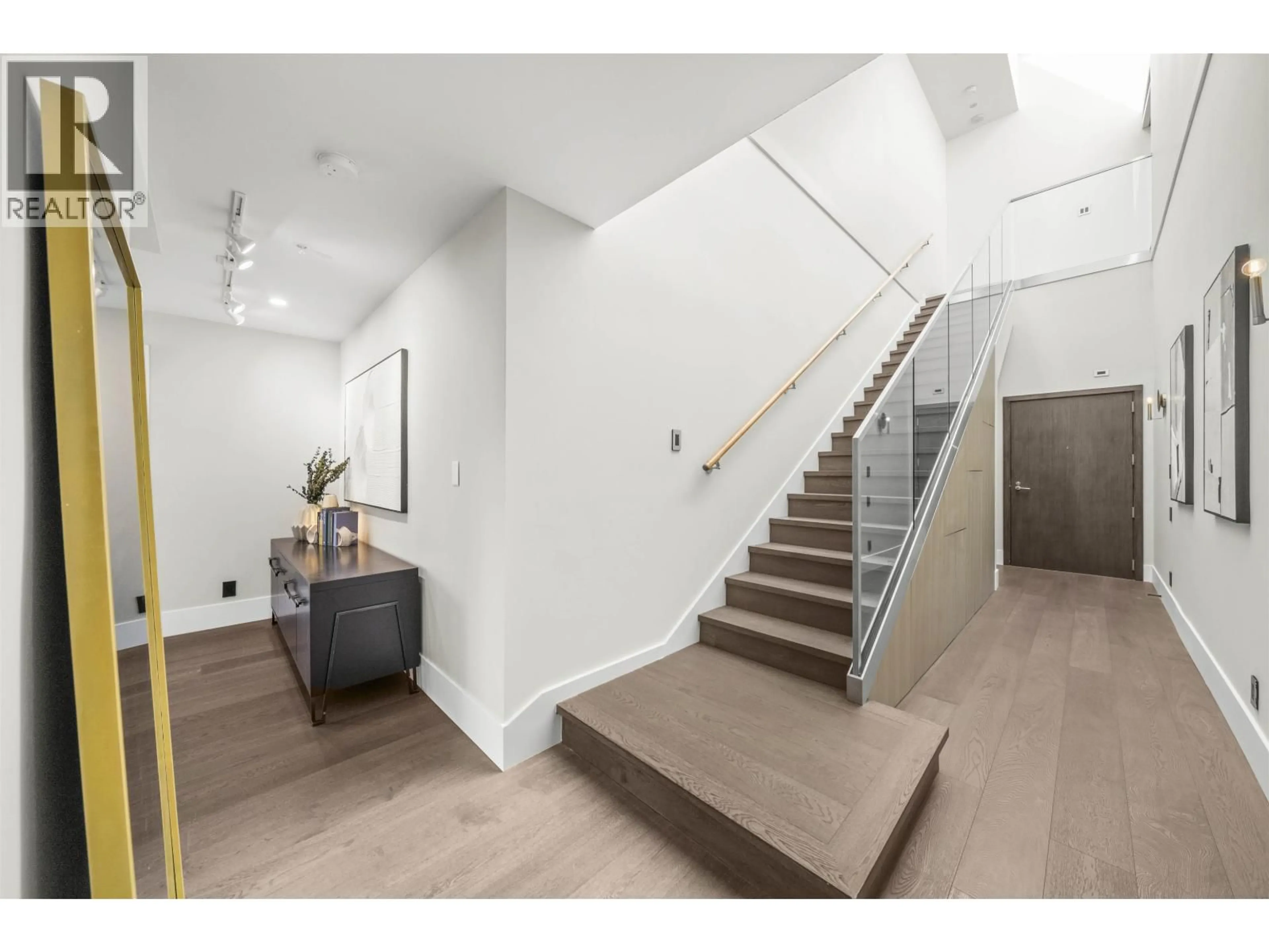 Indoor foyer for 1803 - 8588 CORNISH STREET, Vancouver British Columbia V6P0C1