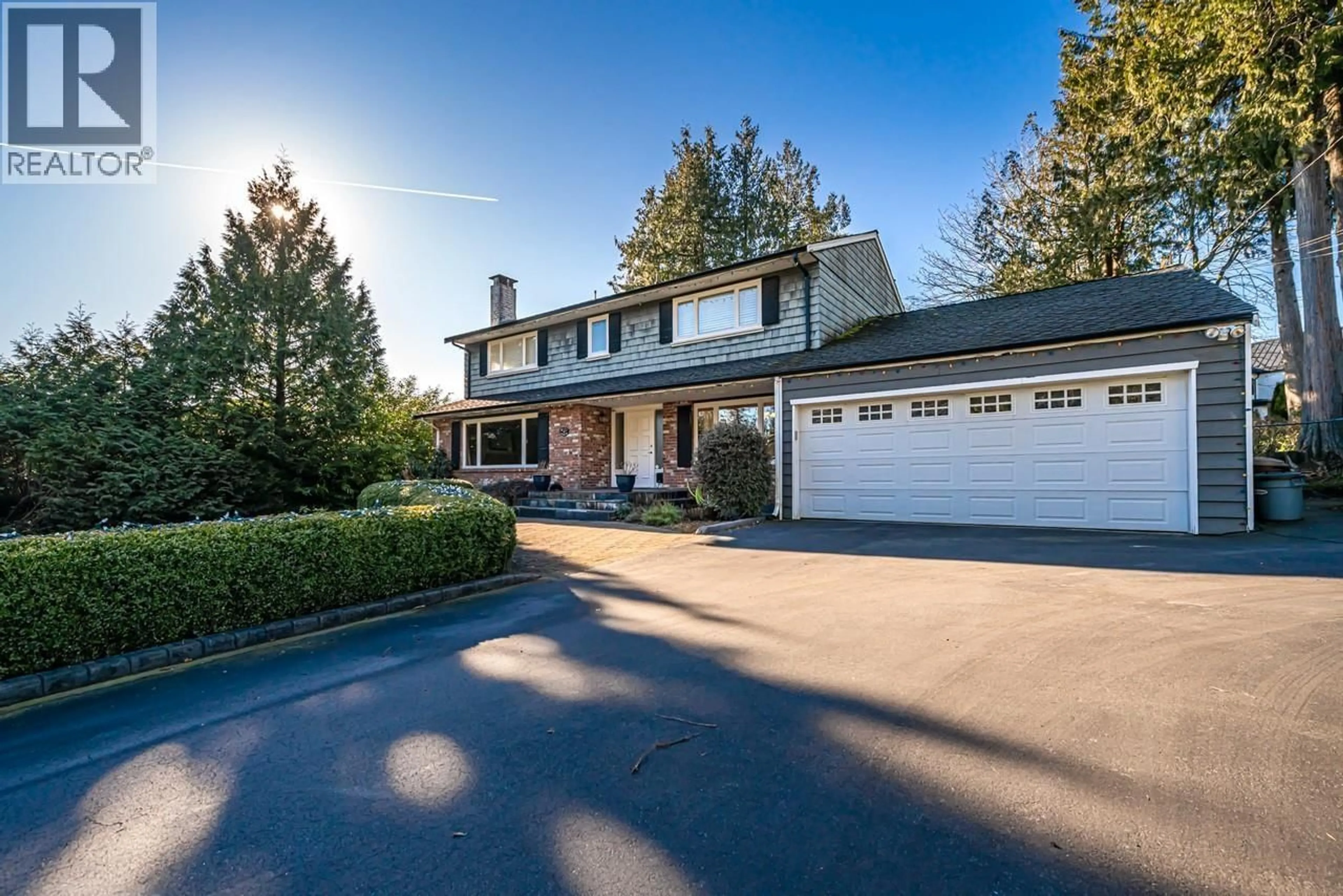 Unknown for 4032 RIPPLE ROAD, West Vancouver British Columbia V7V3K9