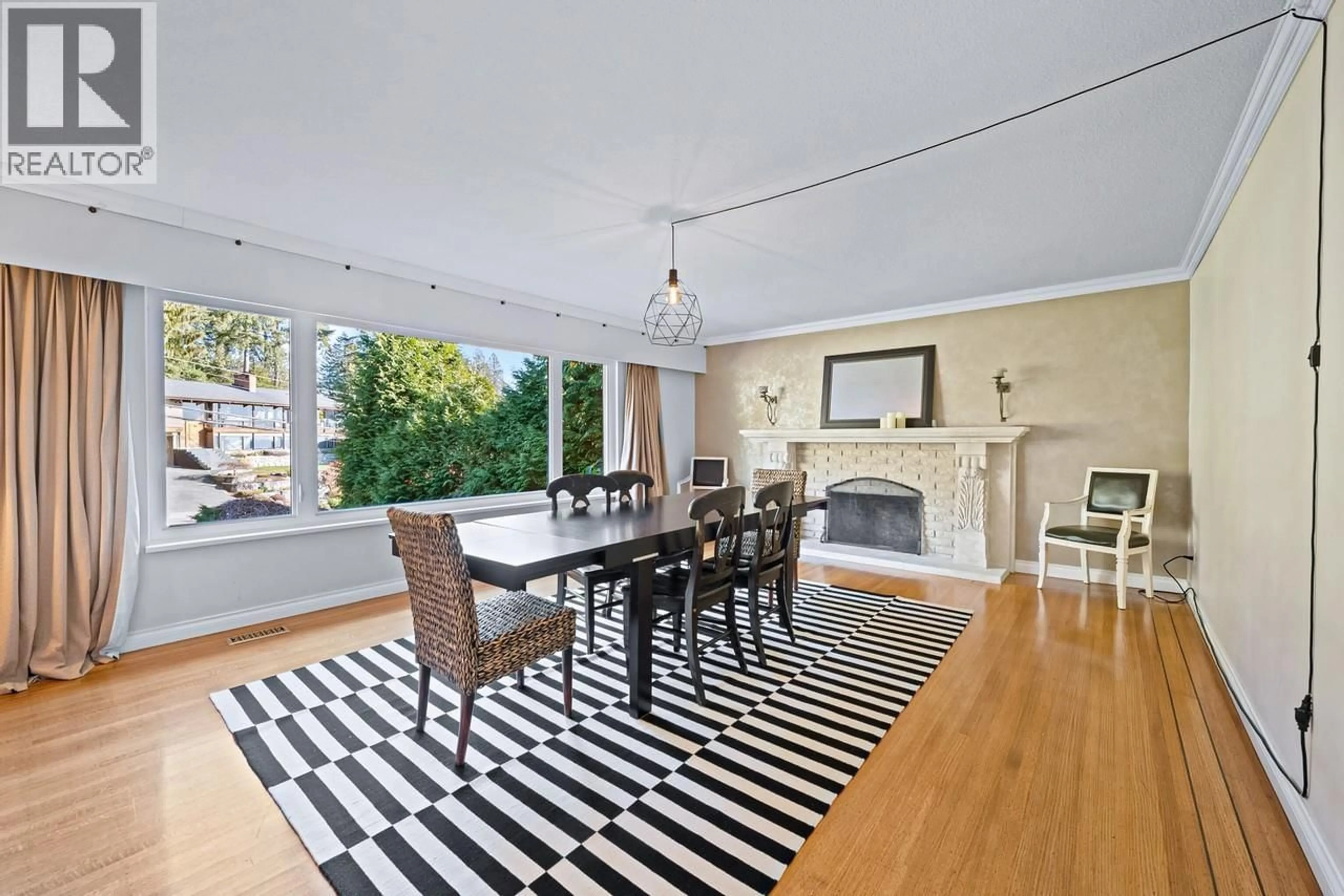 Dining room, unknown for 4032 RIPPLE ROAD, West Vancouver British Columbia V7V3K9