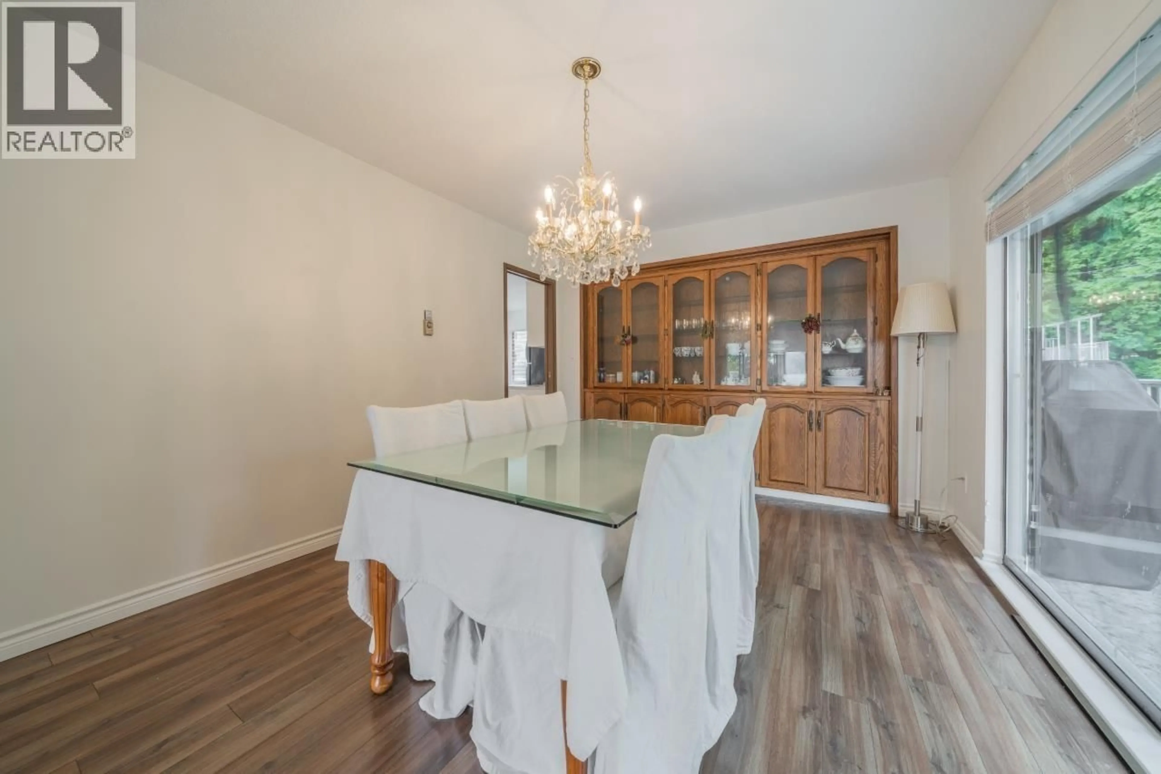 Dining room, wood/laminate floor for 3540 BAYCREST AVENUE, Coquitlam British Columbia V3B2W7