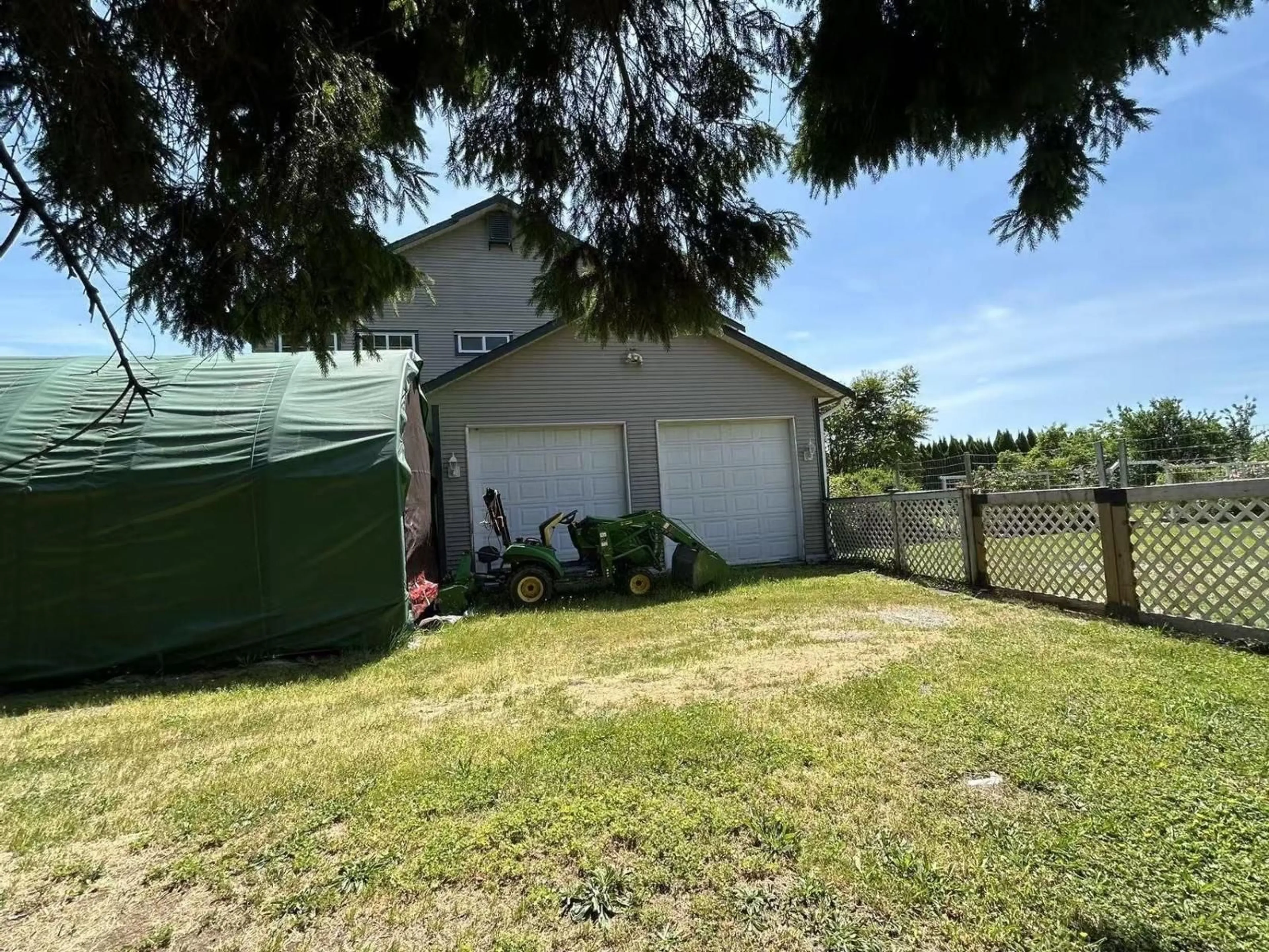 Shed for 5007 BOUNDARY ROAD, Abbotsford British Columbia V3G2N4