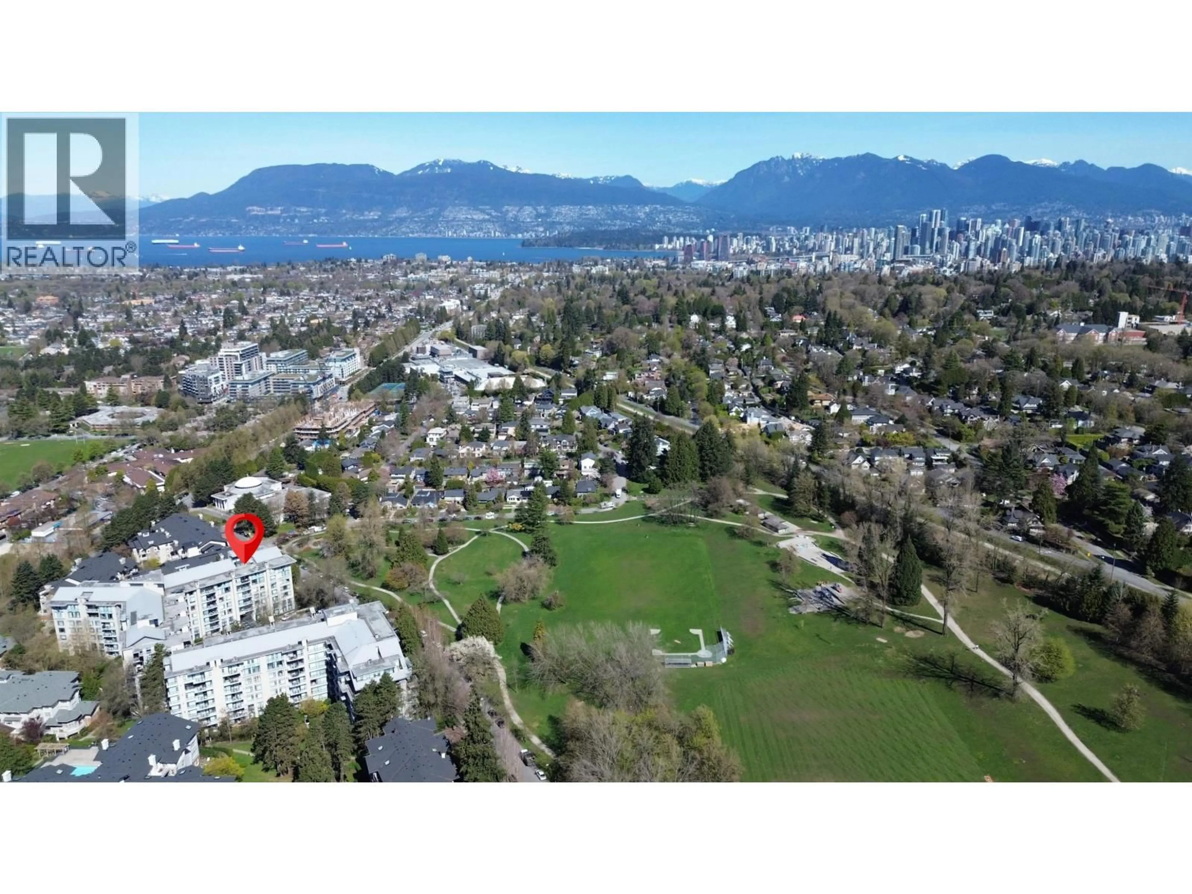 A pic from outside/outdoor area/front of a property/back of a property/a pic from drone, mountain view for 613 - 4685 VALLEY DRIVE, Vancouver British Columbia V6J5M2