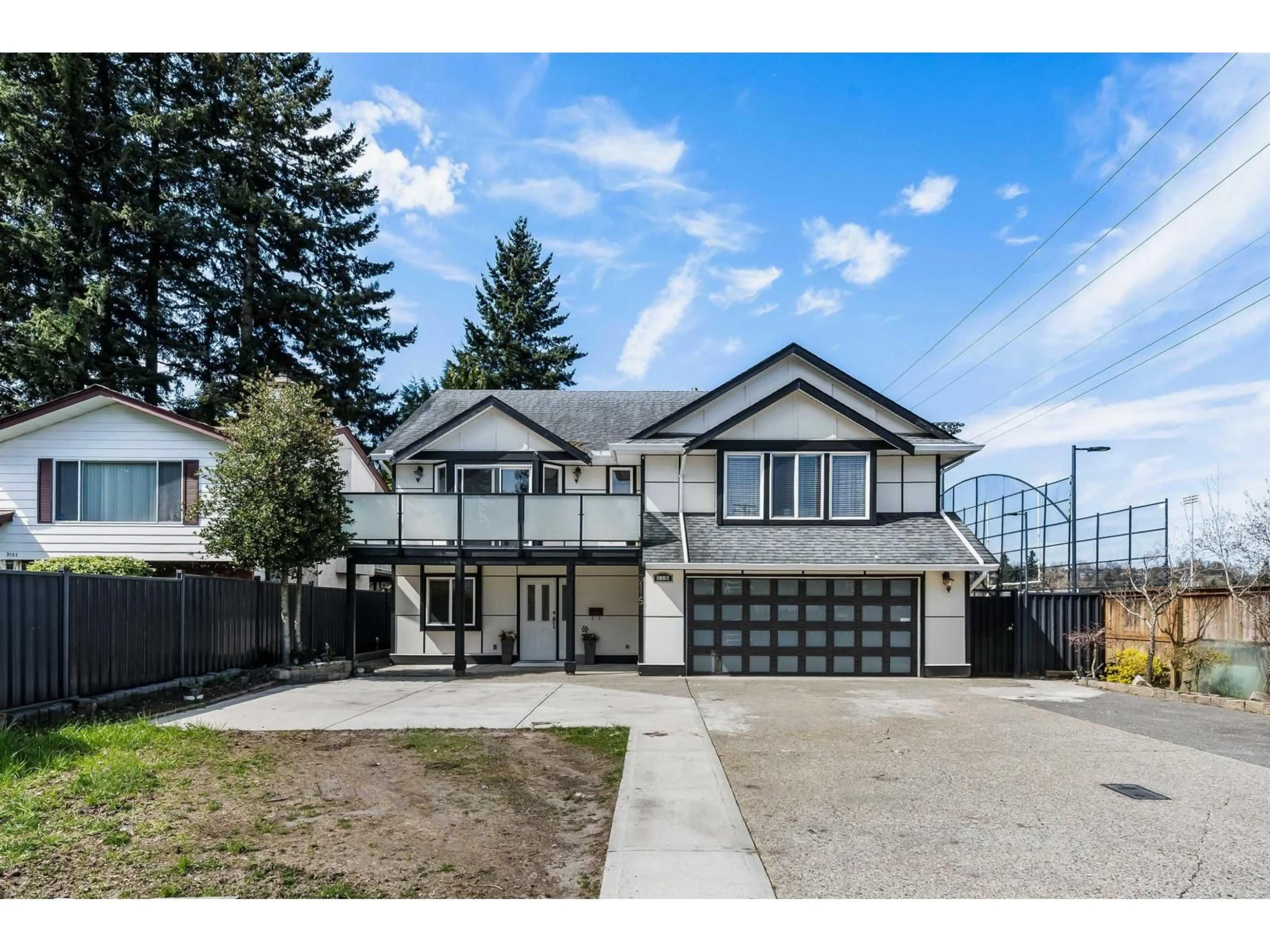 A pic from outside/outdoor area/front of a property/back of a property/a pic from drone, street for 3115 MOUAT DRIVE, Abbotsford British Columbia V2T4E5