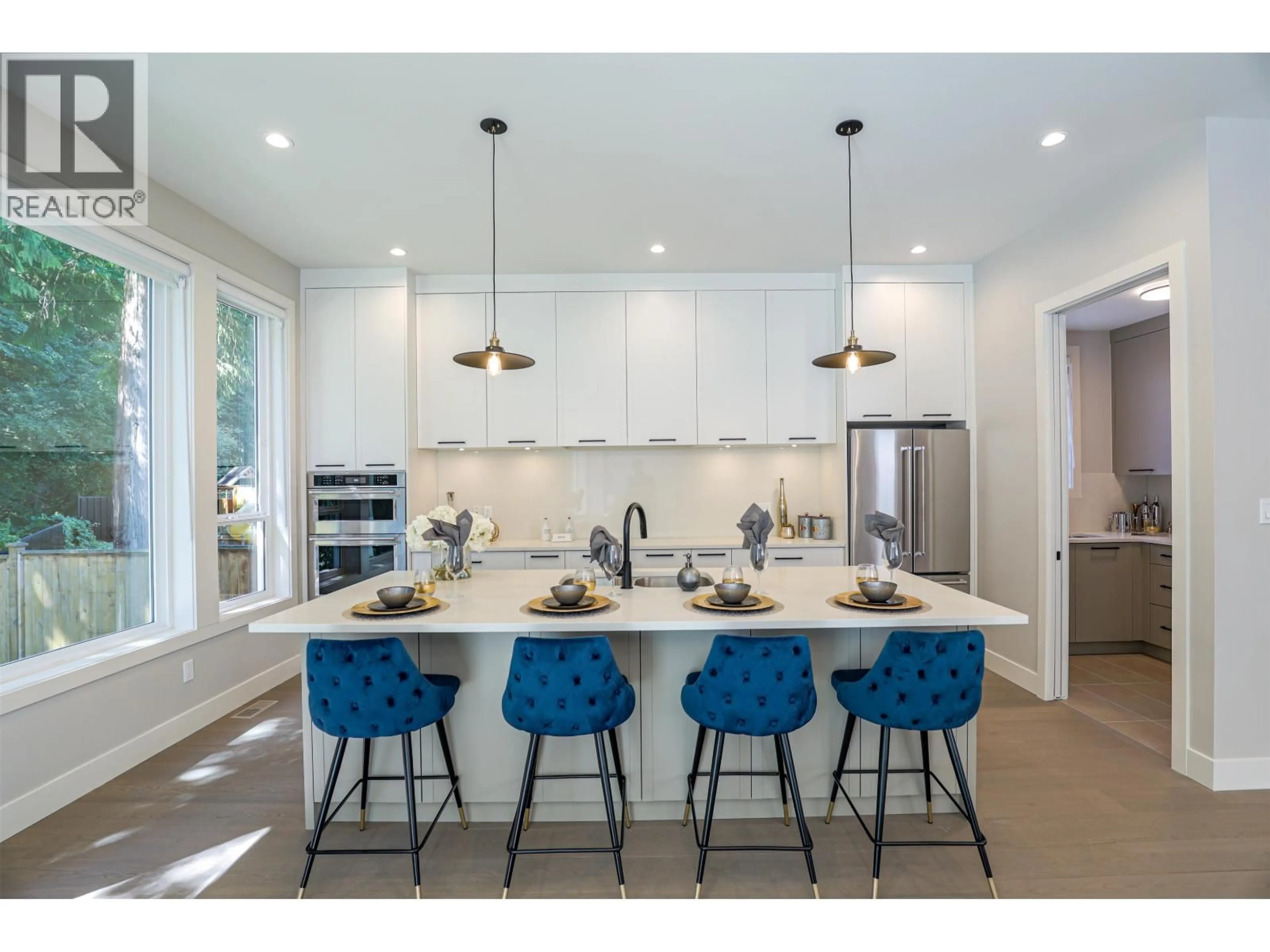 Open concept kitchen, ceramic/tile floor for 1388 MADORE AVENUE, Coquitlam British Columbia V3K3C2