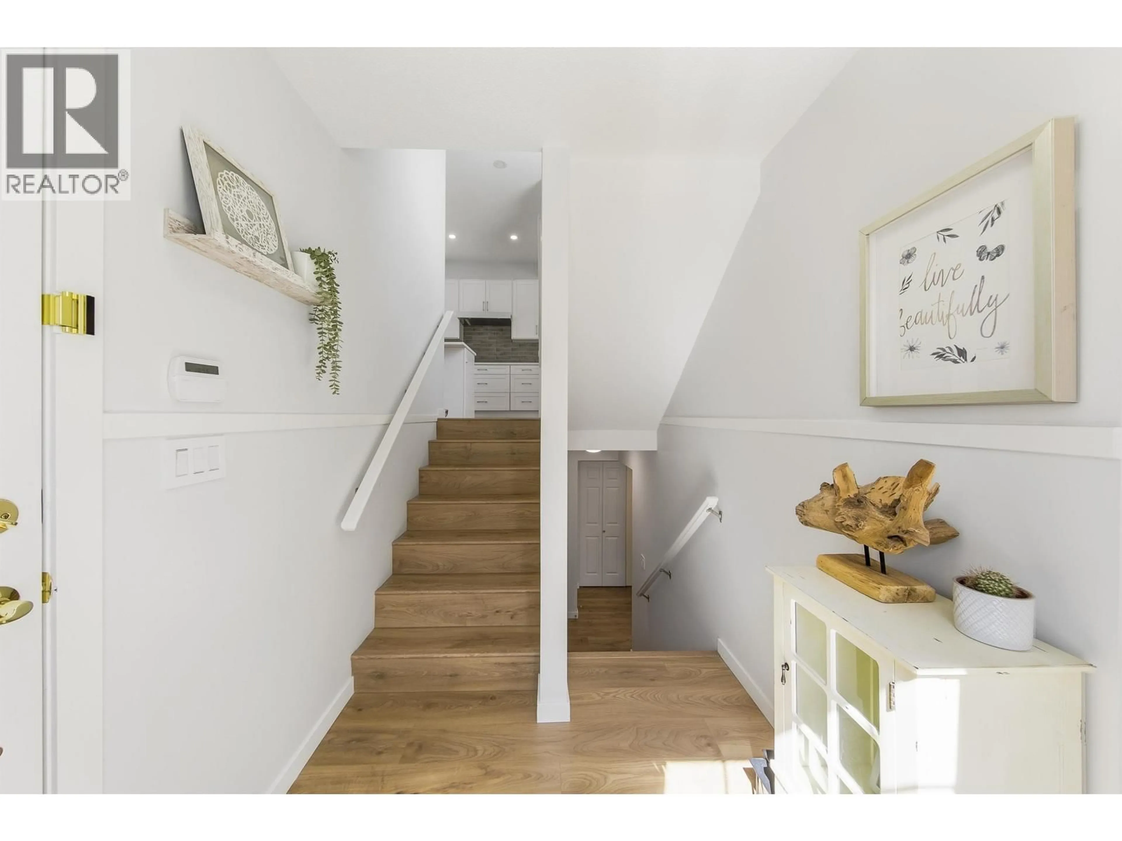 Unknown for 25 - 6888 ROBSON DRIVE, Richmond British Columbia V7C5T6