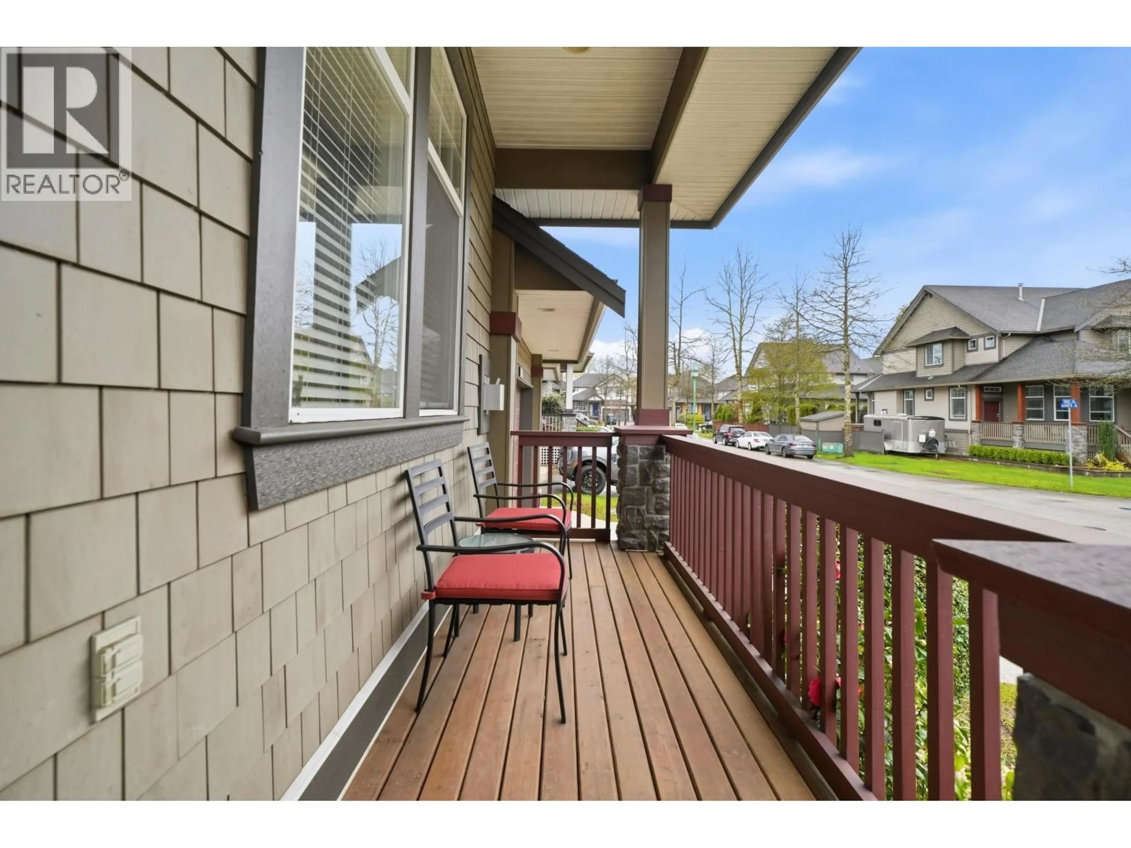Patio, street for 19670 ALOUETTE BOULEVARD, Pitt Meadows British Columbia V3Y2V8