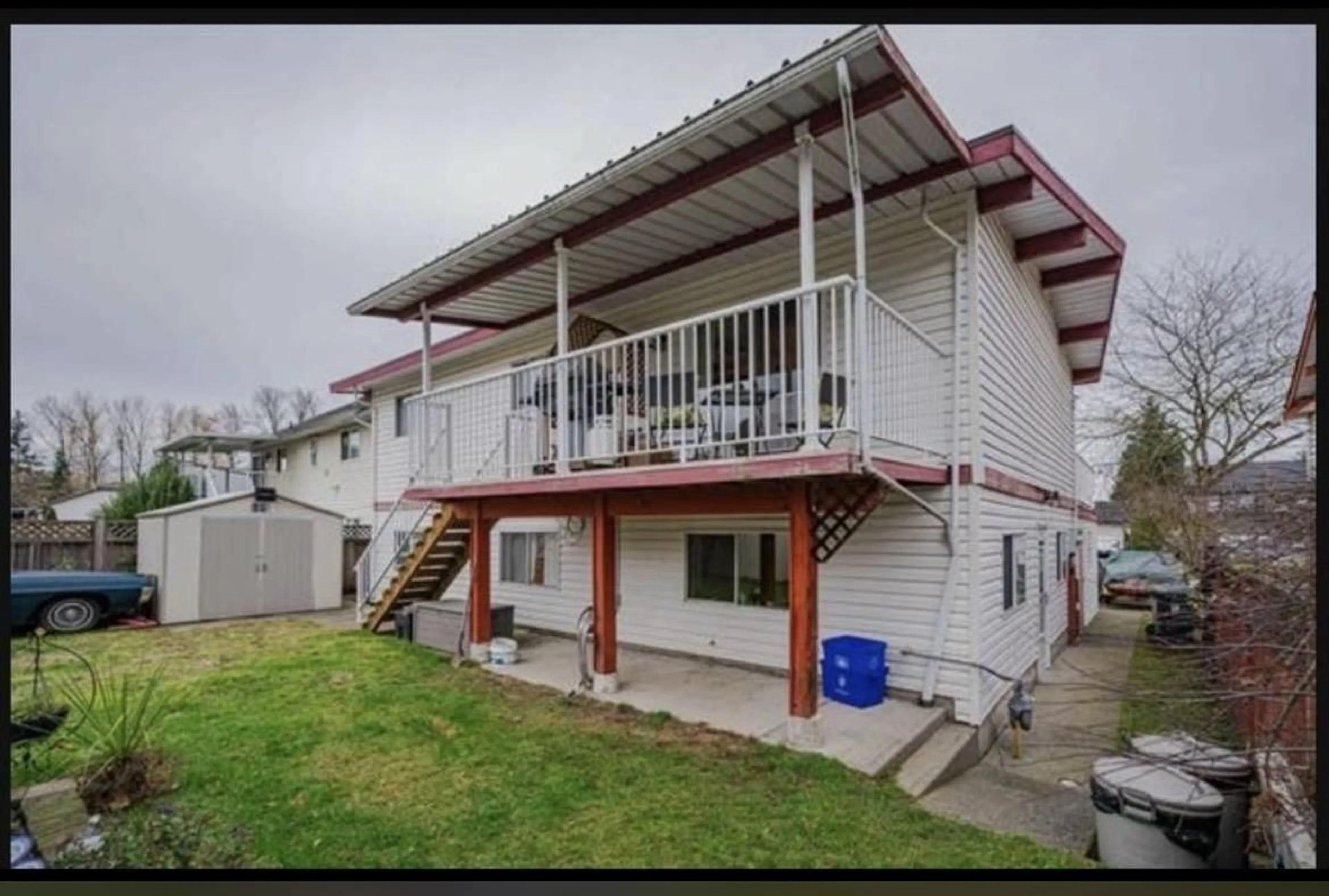 A pic from outside/outdoor area/front of a property/back of a property/a pic from drone, building for 3237 272B STREET, Langley British Columbia V4W3H8