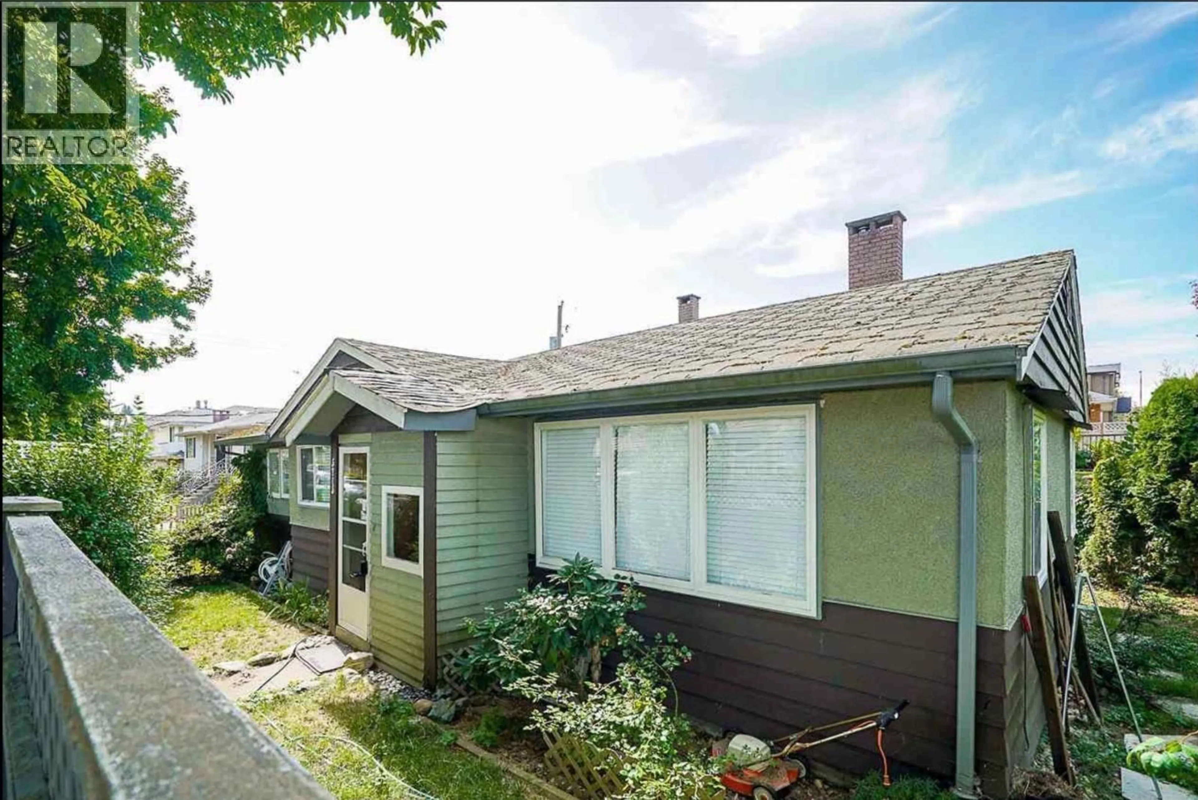 Home with vinyl exterior material, street for 5715 CULLODEN STREET, Vancouver British Columbia V5W3S1