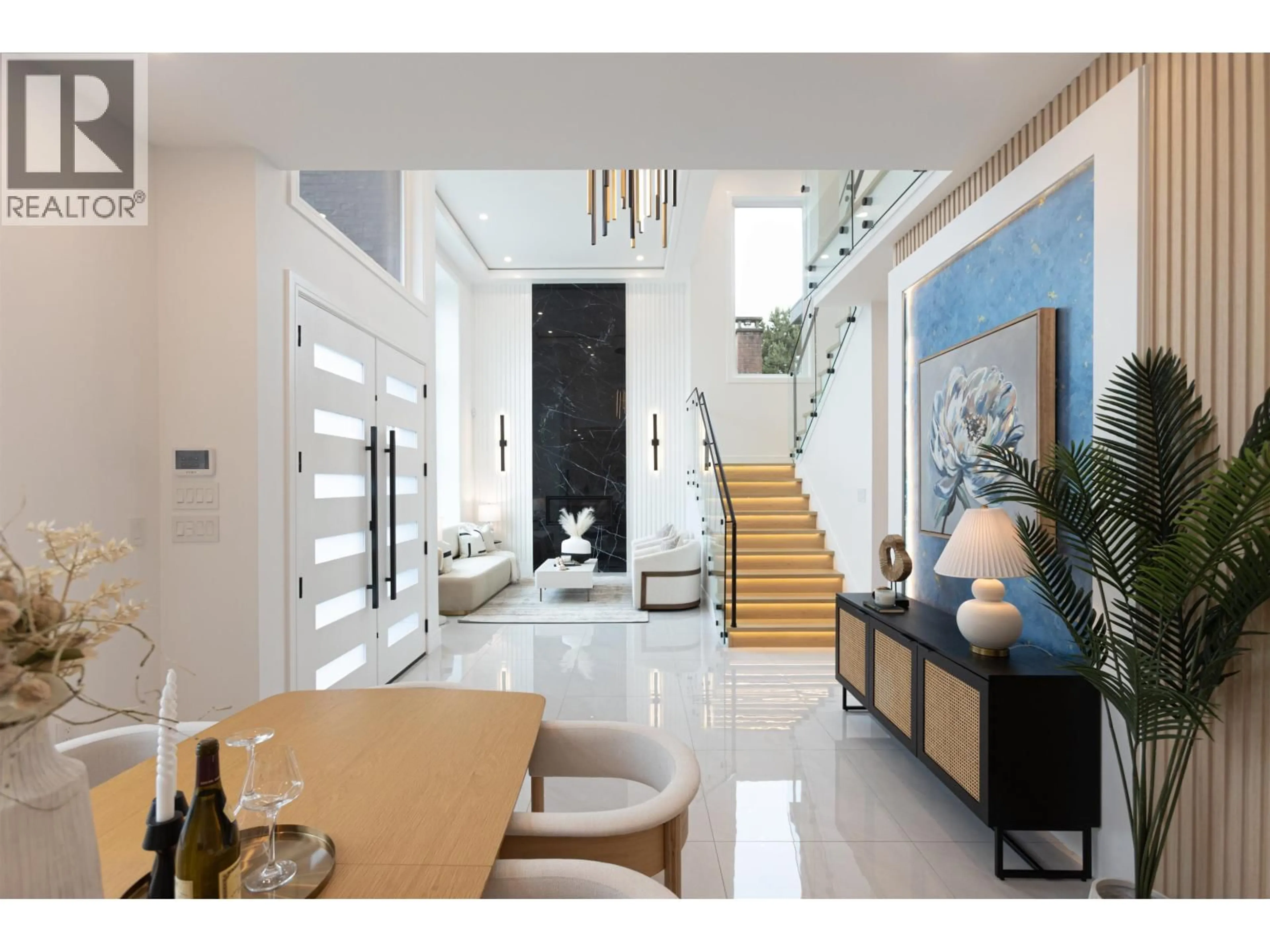 Indoor entryway for 3451 ULLSMORE AVENUE, Richmond British Columbia V7C1R9