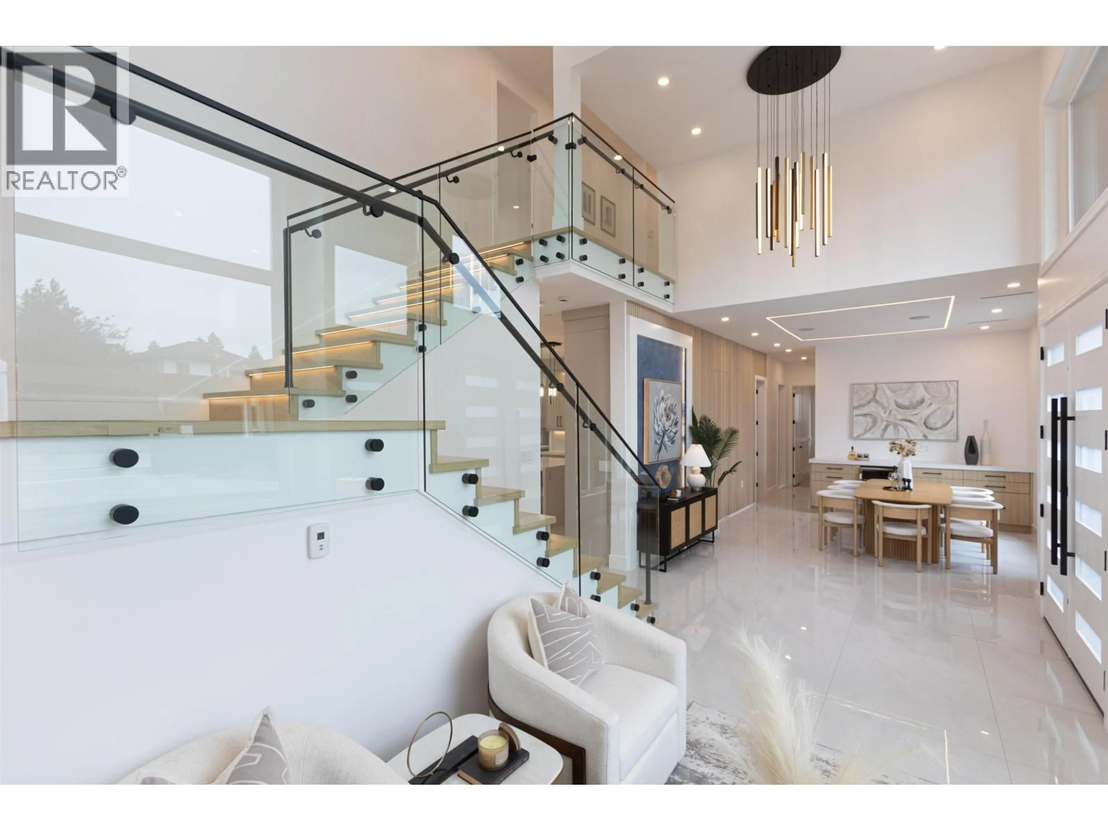 Indoor foyer for 3451 ULLSMORE AVENUE, Richmond British Columbia V7C1R9