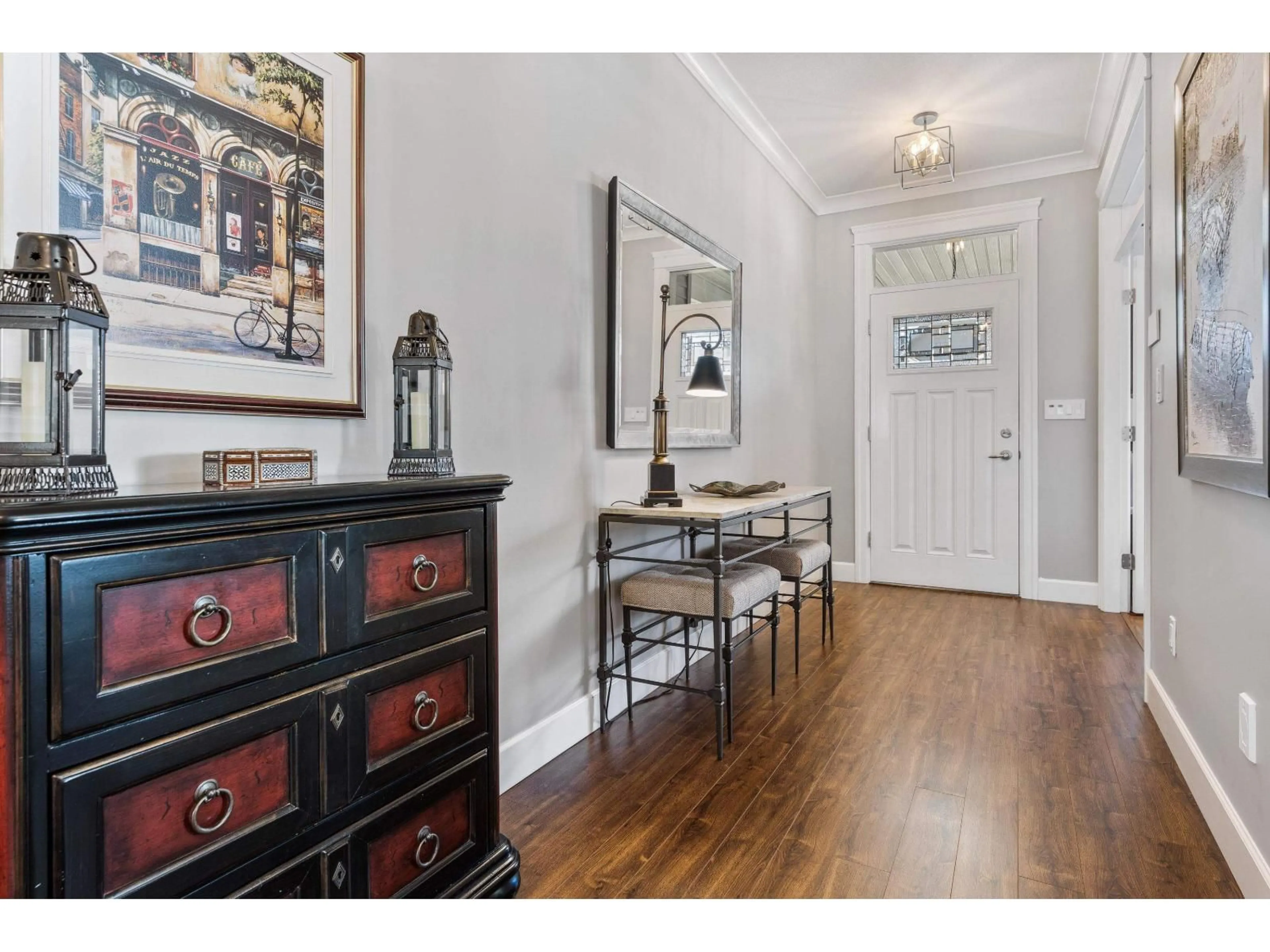 Indoor entryway for 5560 CAMDEN DRIVE, Chilliwack British Columbia V2R0P7