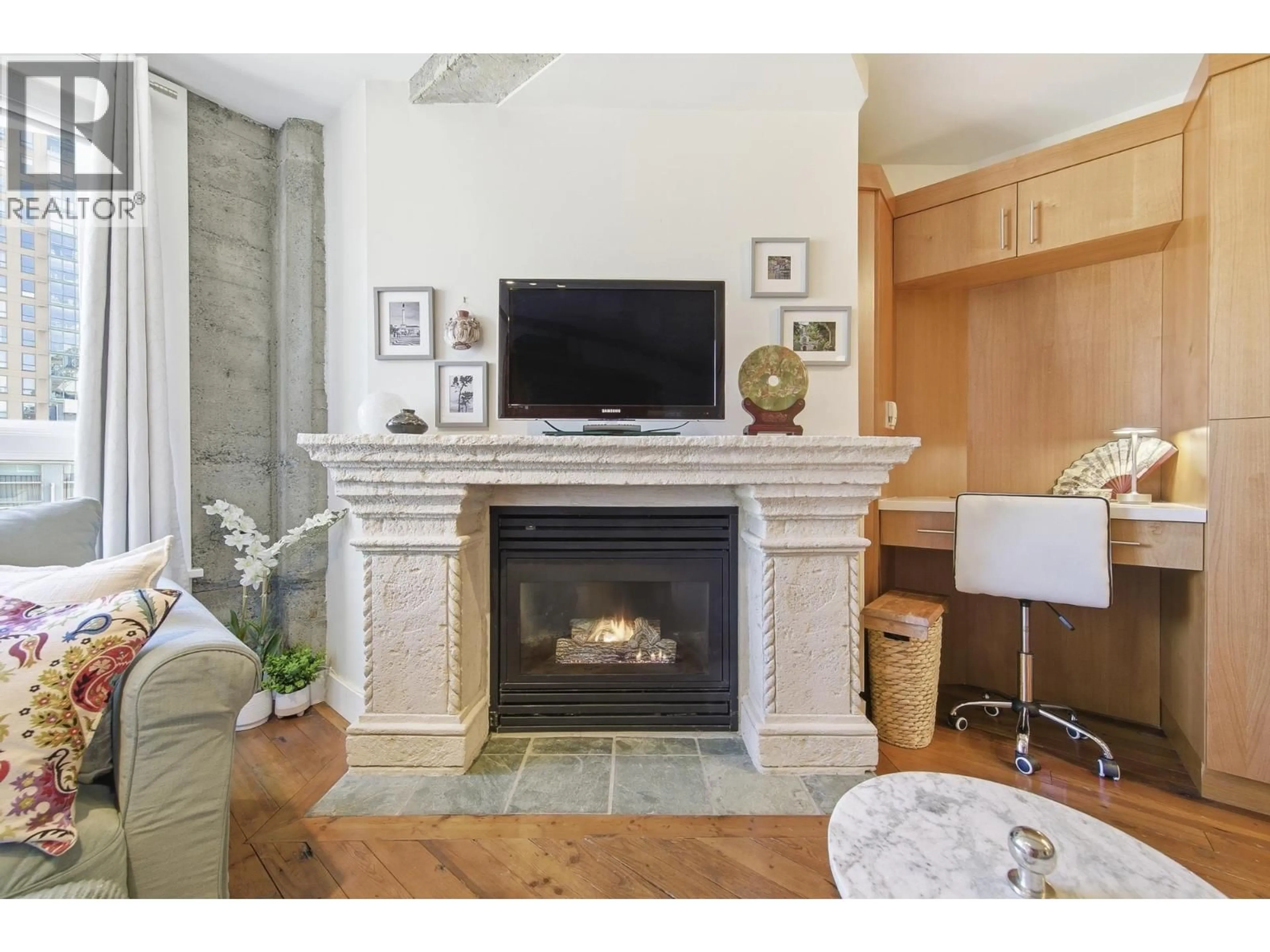 Unknown for 512 - 1216 HOMER STREET, Vancouver British Columbia V6B6K5