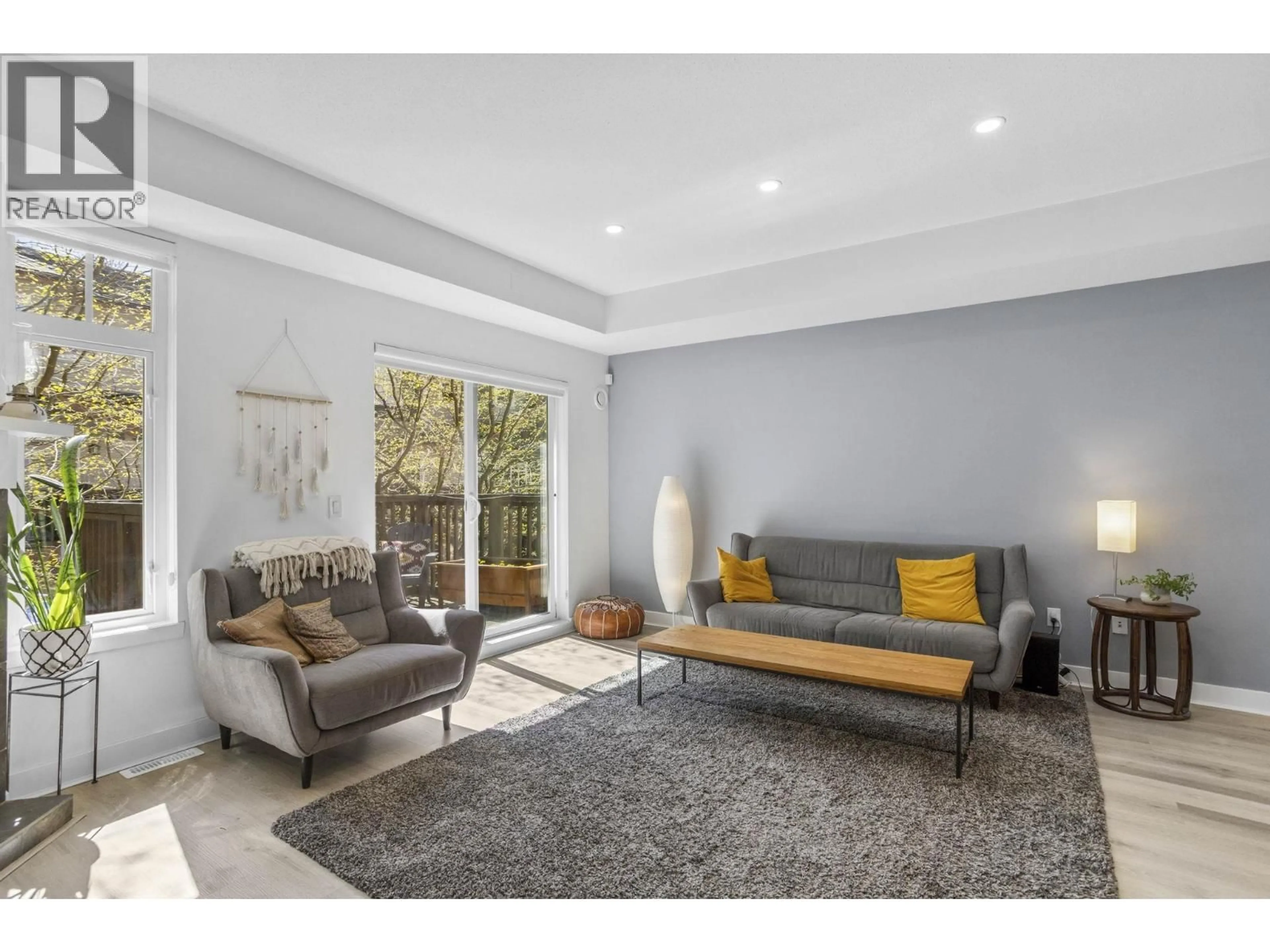 Living room with furniture, unknown for 103 - 2000 PANORAMA DRIVE, Port Moody British Columbia V3H5J5