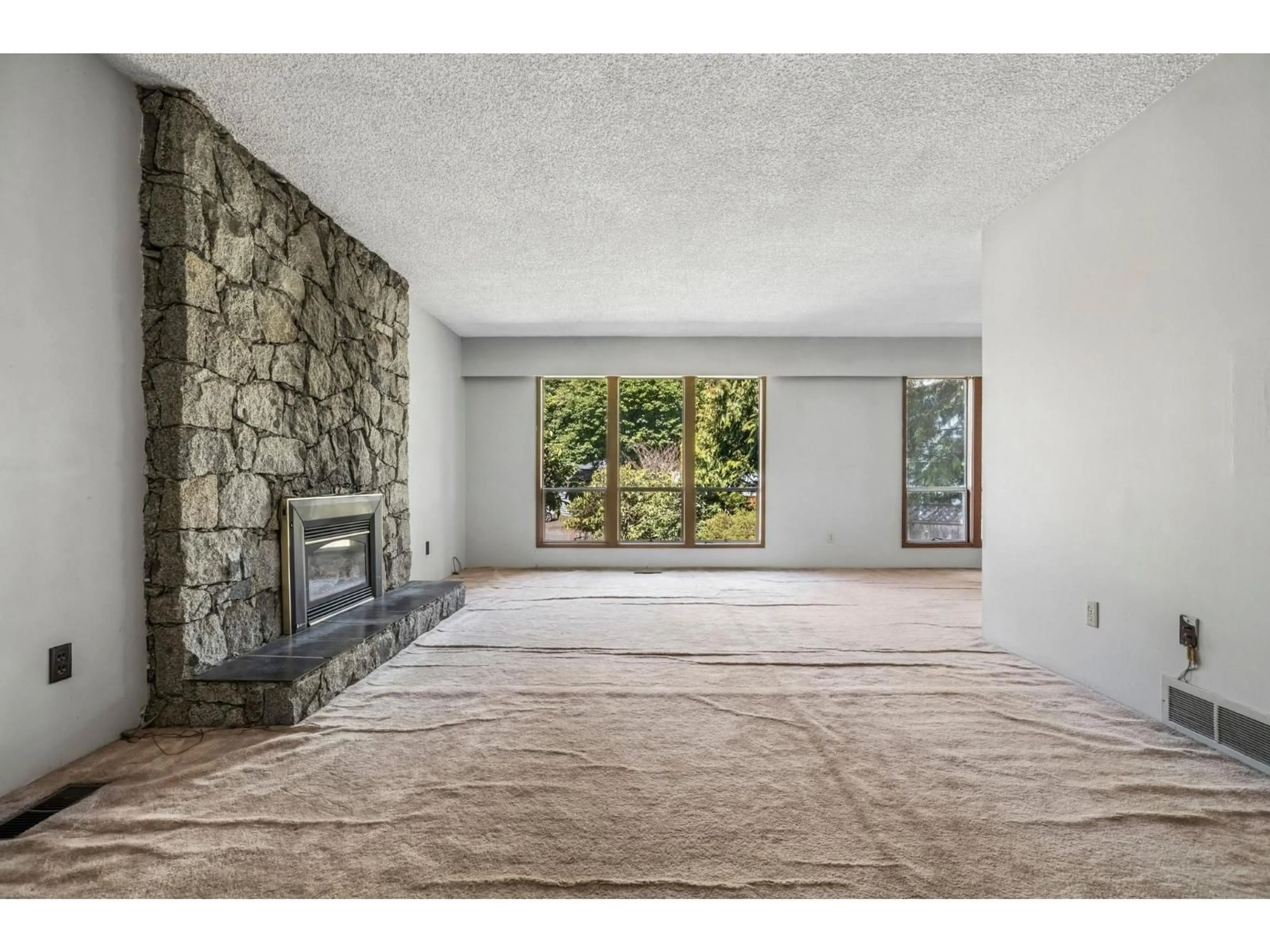 A pic of a room for 4652 197 STREET, Langley British Columbia V3A5H4