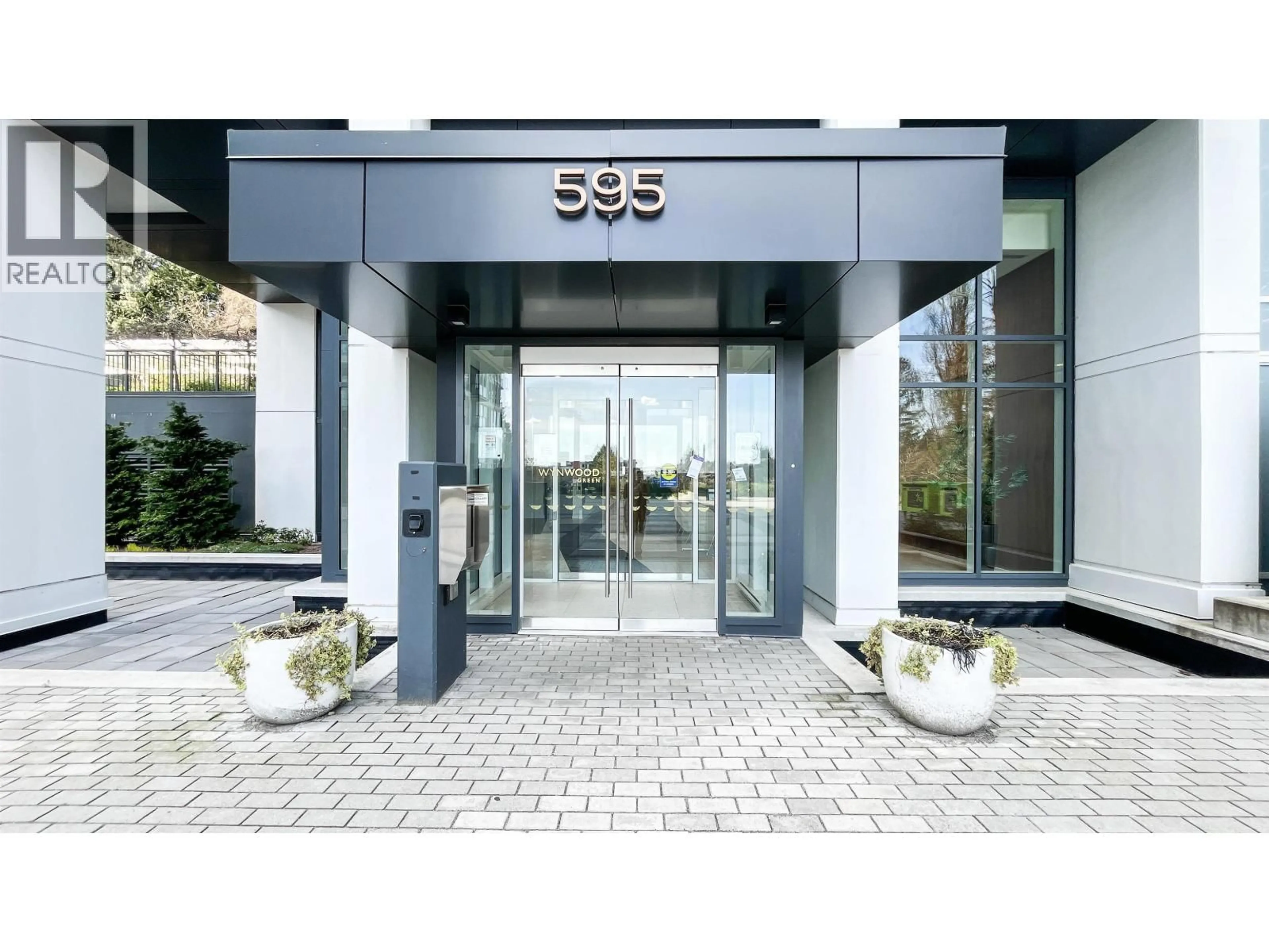 Indoor foyer for 703 - 595 AUSTIN AVENUE, Coquitlam British Columbia V3K0G7
