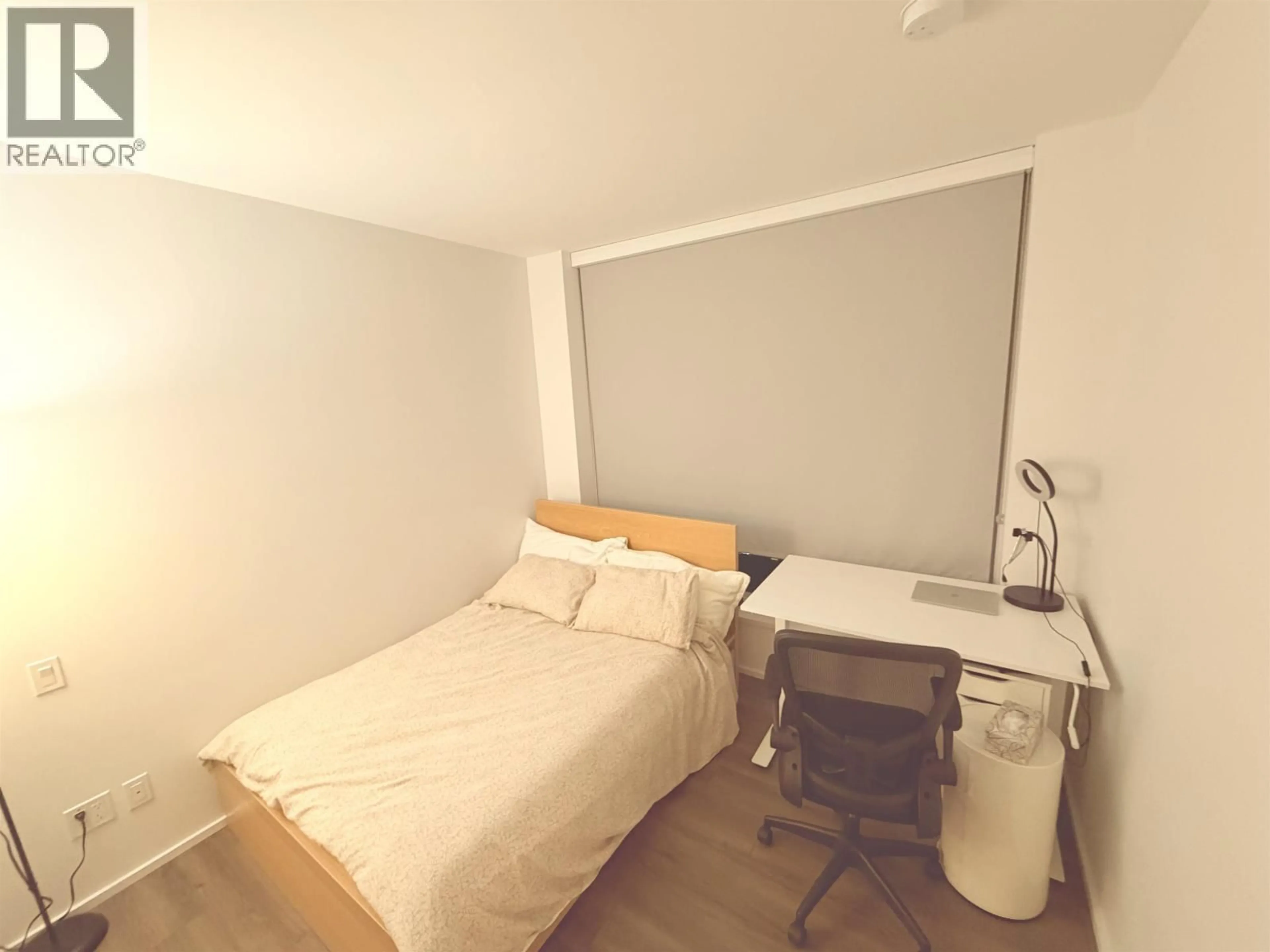 A pic of a room for 4801 - 3809 EVERGREEN PLACE, Burnaby British Columbia V3J0M1