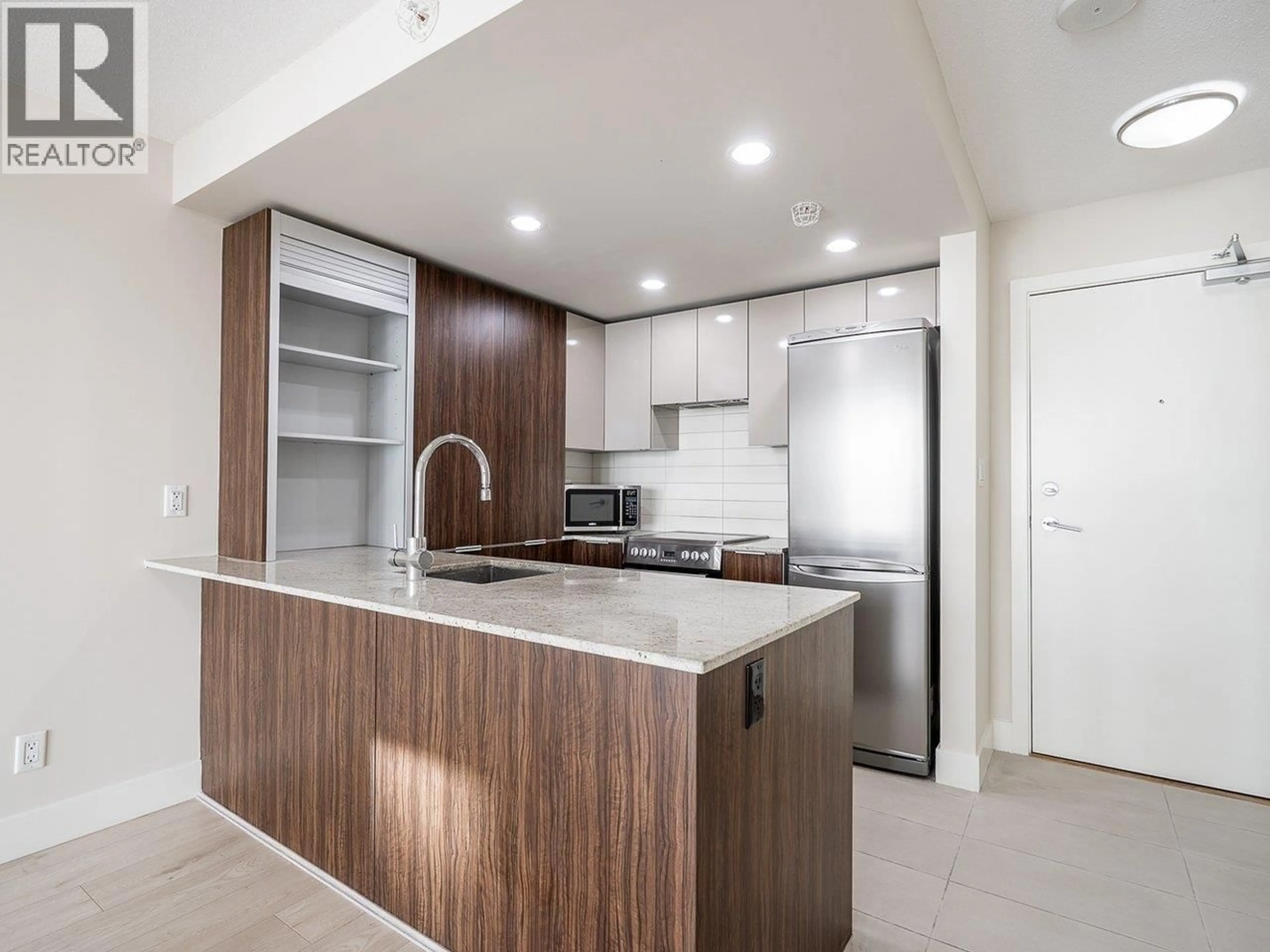 Unknown for 807 - 1088 RICHARDS STREET, Vancouver British Columbia V6B0J8