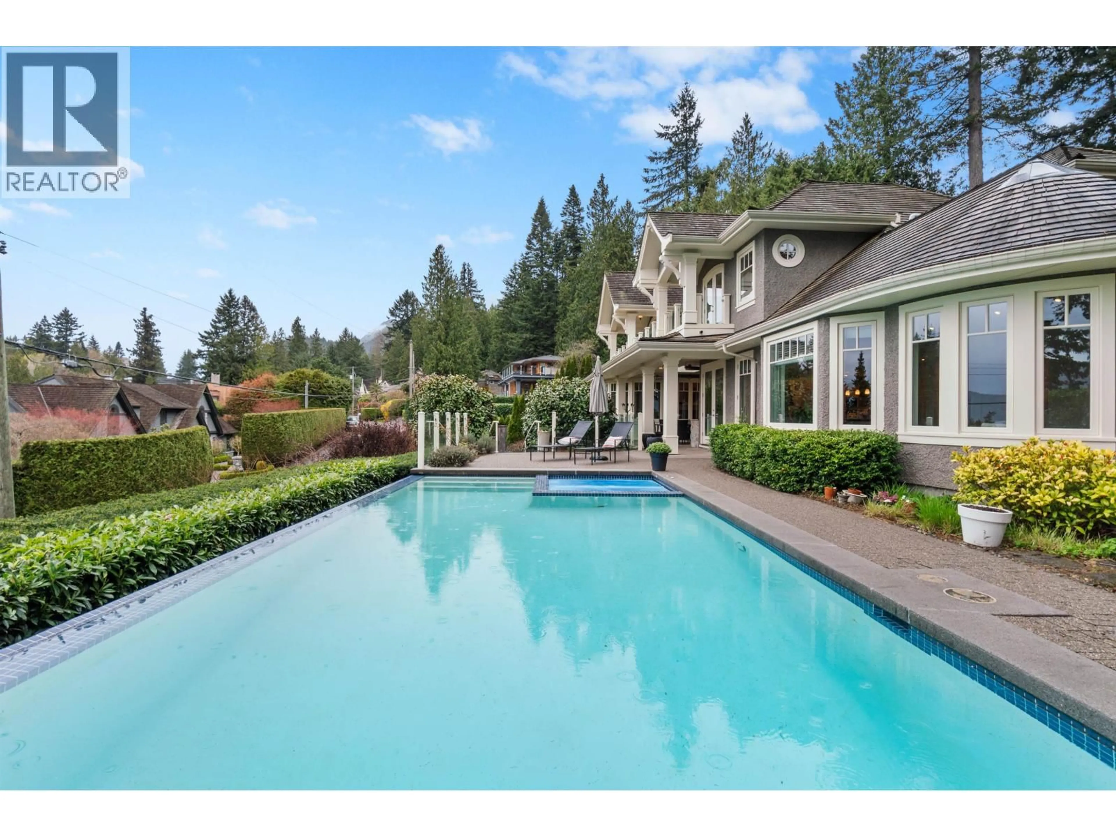 Pool for 6105 GLENEAGLES DRIVE, West Vancouver British Columbia V7W1W1