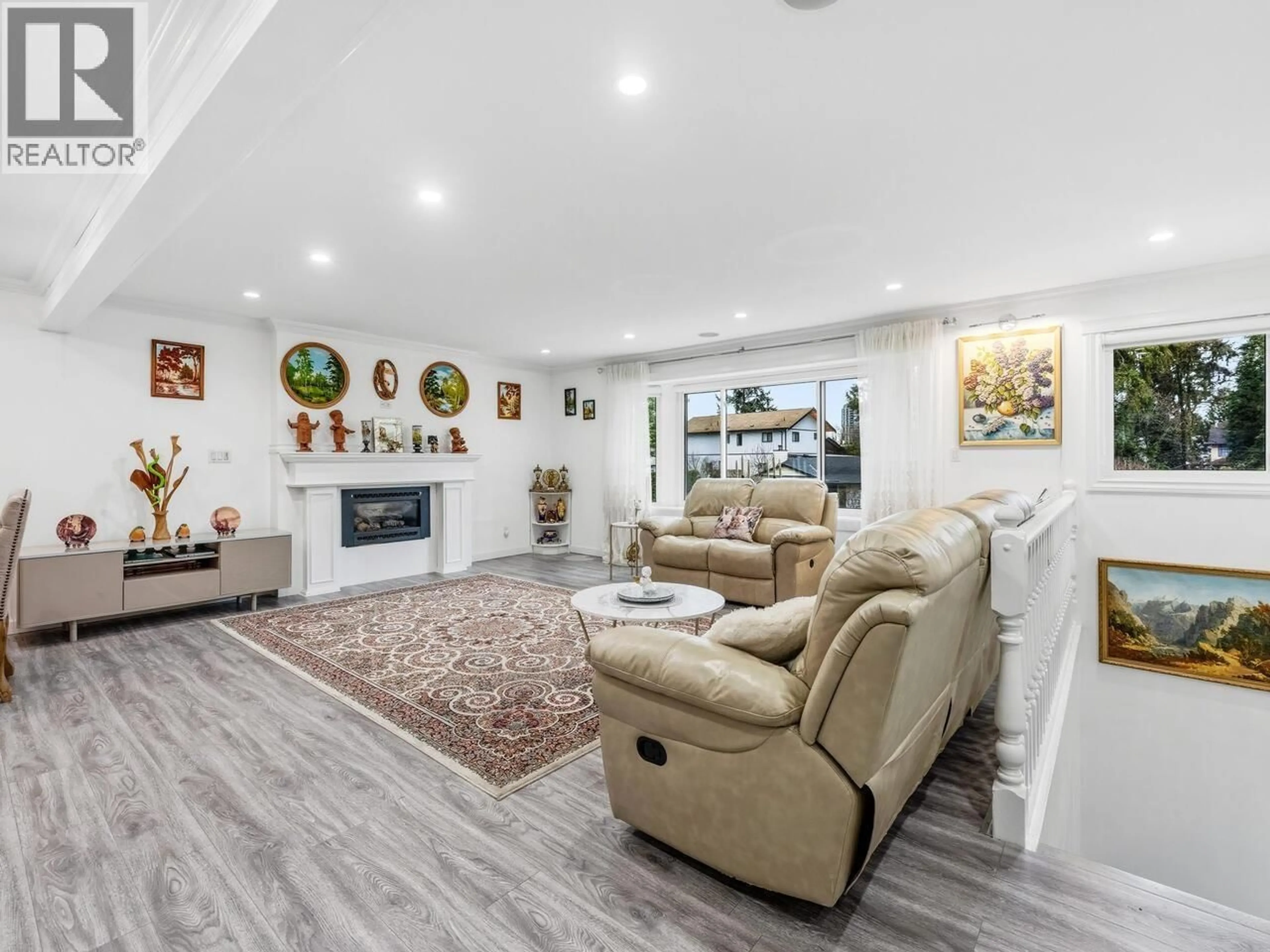 Living room with furniture, unknown for 2515 BATTISTONI PLACE, Port Coquitlam British Columbia V3B5W1