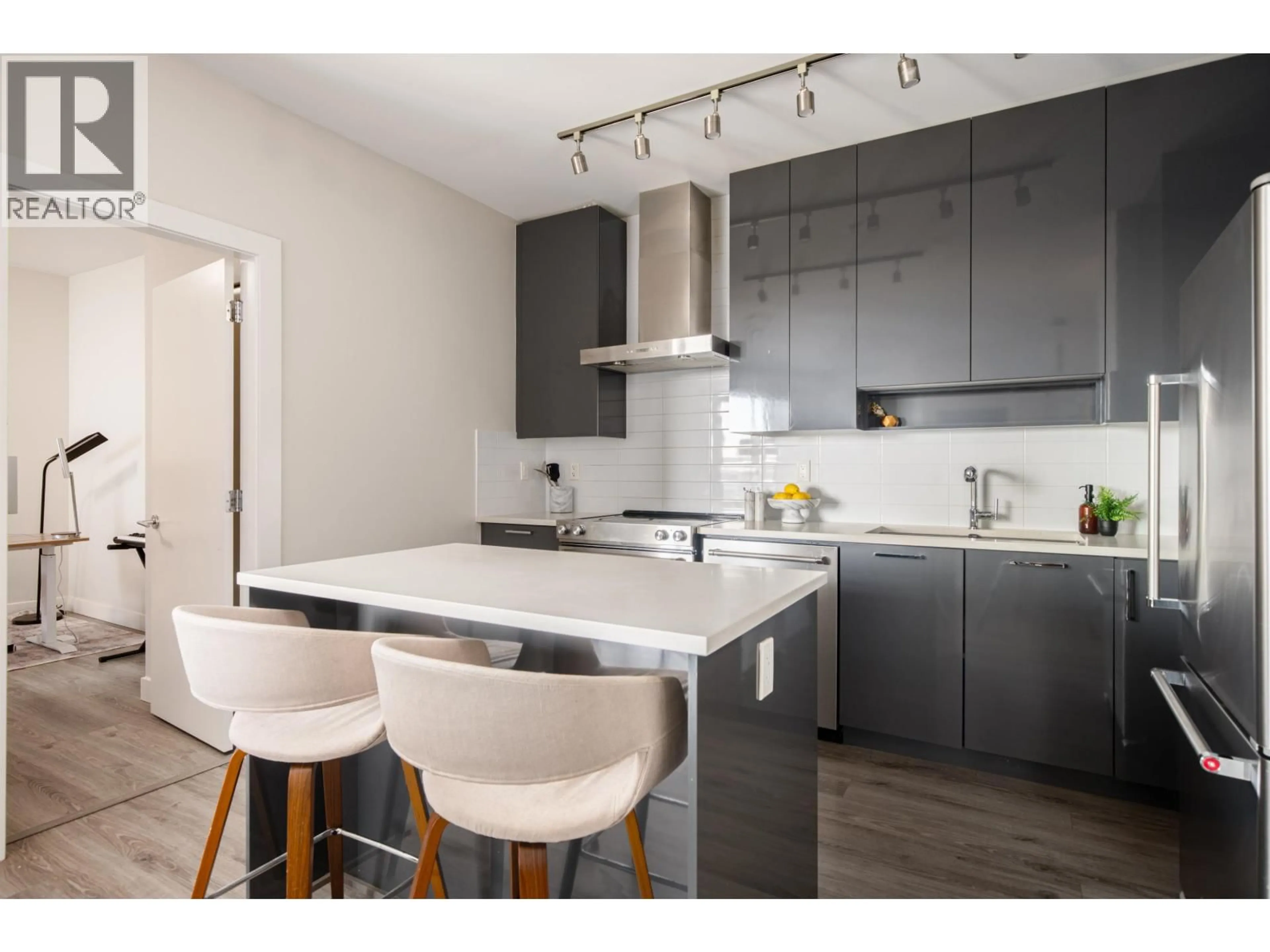 Open concept kitchen, unknown for 303 - 1768 GILMORE AVENUE, Burnaby British Columbia V5C0L4
