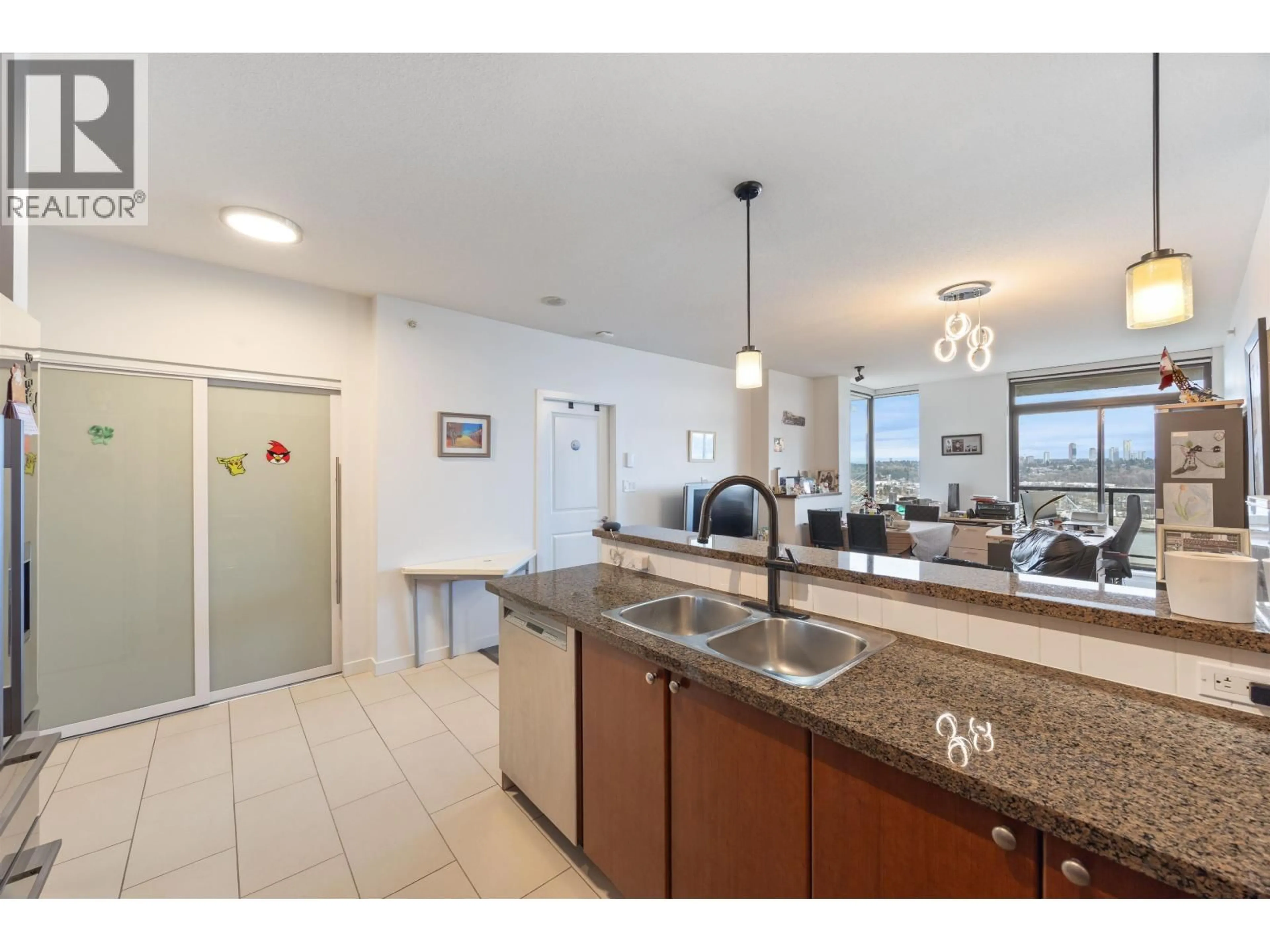 Open concept kitchen, ceramic/tile floor for 1703 - 15 ROYAL AVENUE, New Westminster British Columbia V3L0A9
