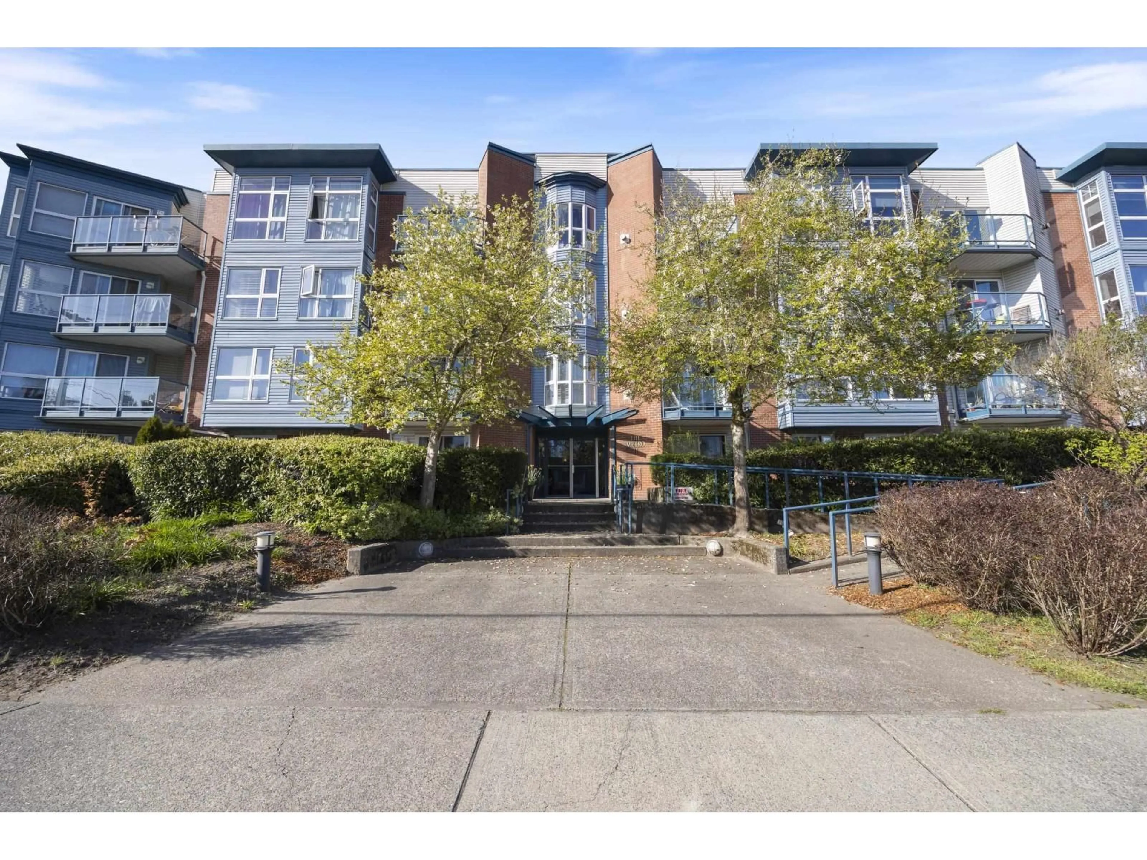 Unknown for 202 - 20277 53 AVENUE, Langley British Columbia V3A3V2