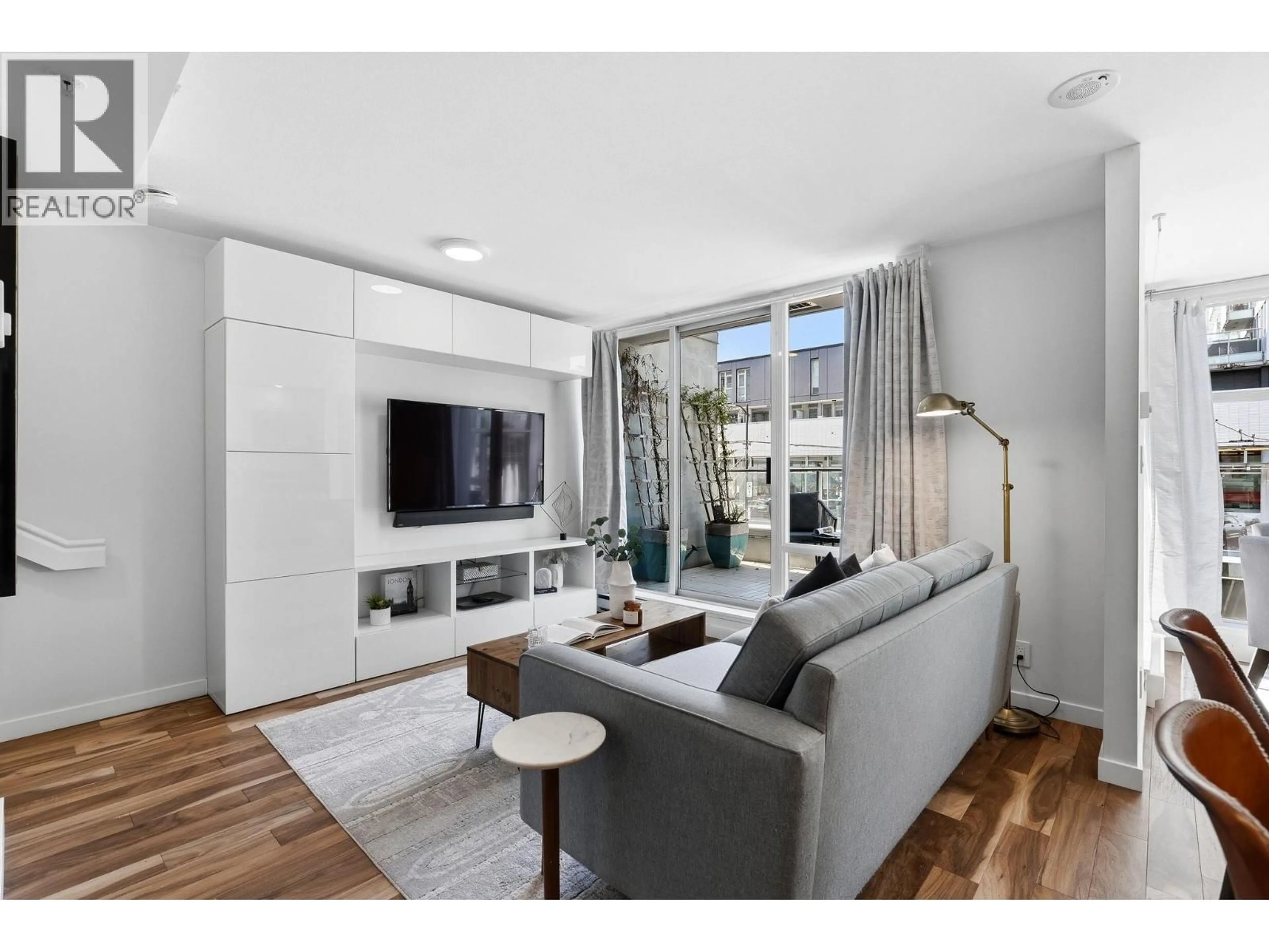 Living room with furniture, unknown for 312 - 328 11TH AVENUE, Vancouver British Columbia V5T4W1