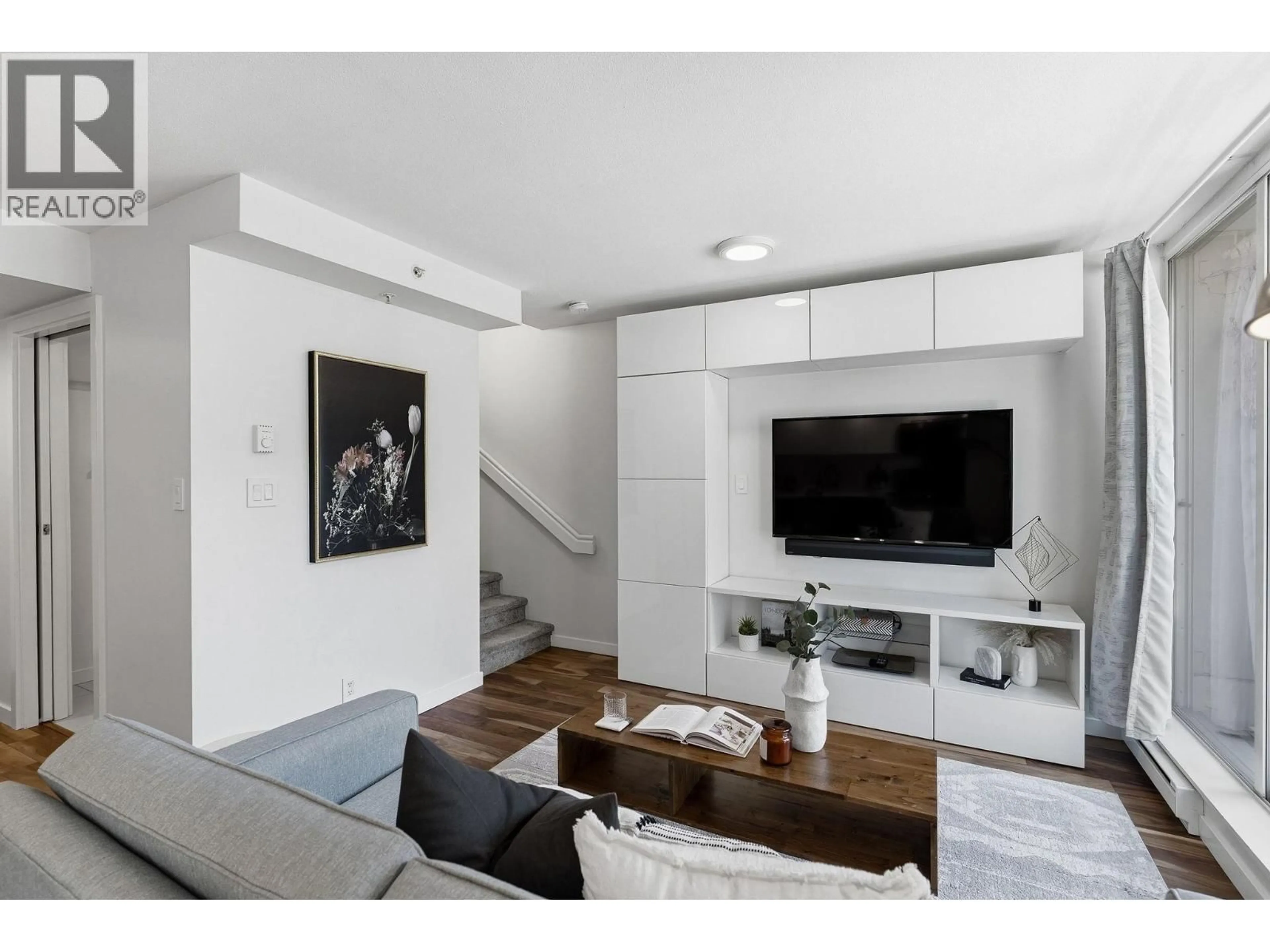 Home theater for 312 - 328 11TH AVENUE, Vancouver British Columbia V5T4W1