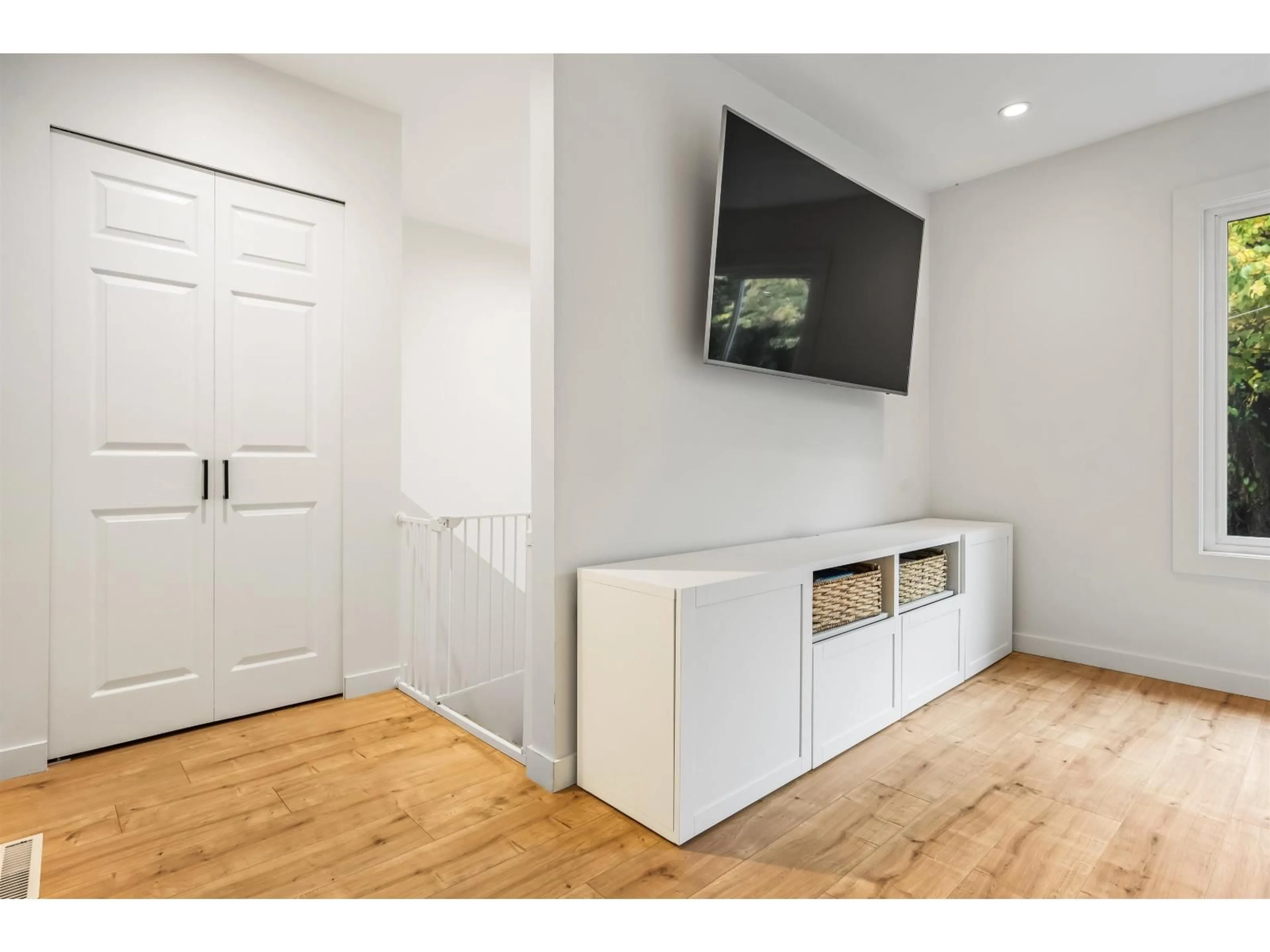 Unknown for 9046 BROADWAY STREET, Chilliwack British Columbia V2P5W1