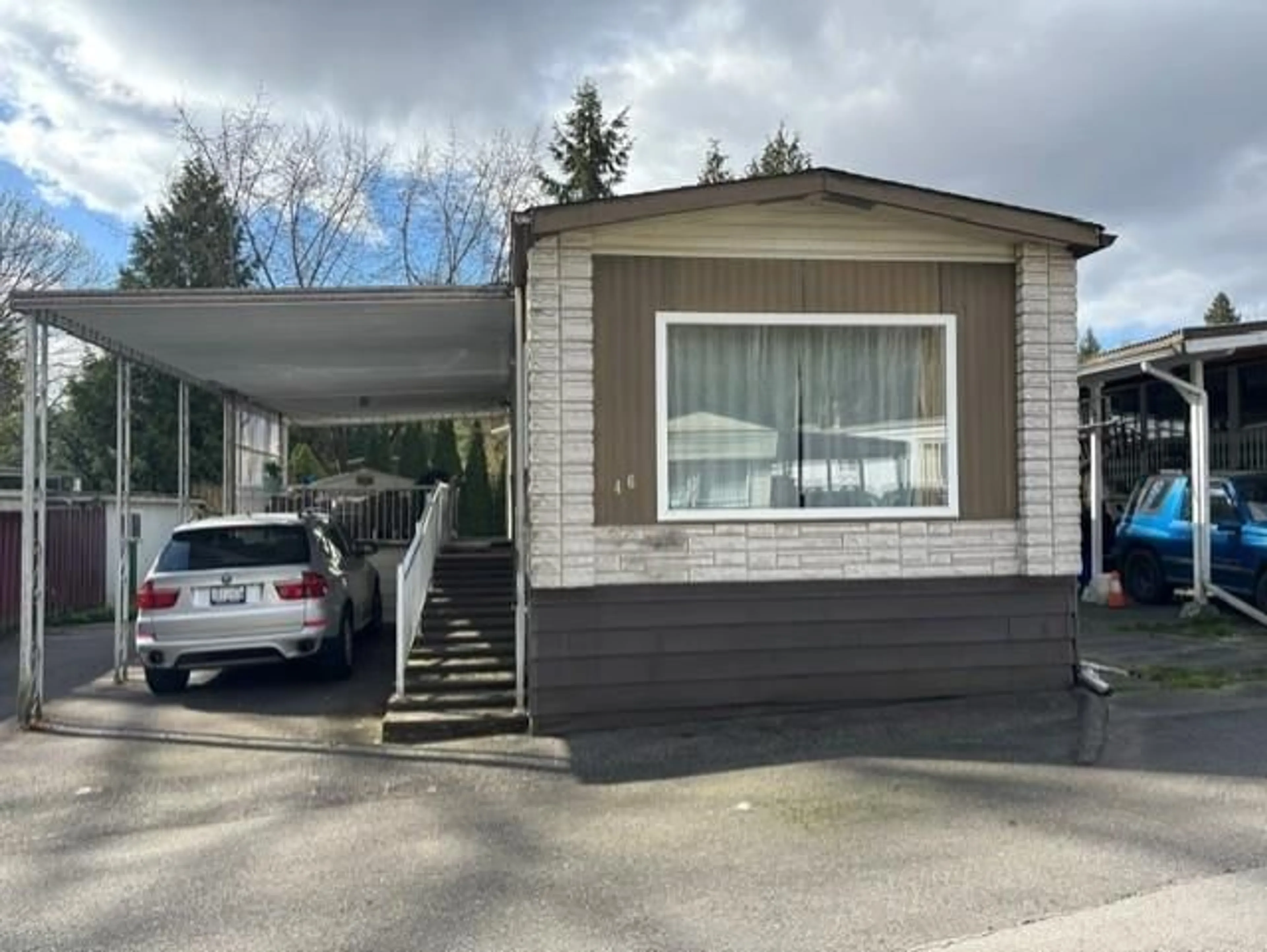 Home with vinyl exterior material, street for 46 - 8266 KING GEORGE BOULEVARD, Surrey British Columbia V3W5C2