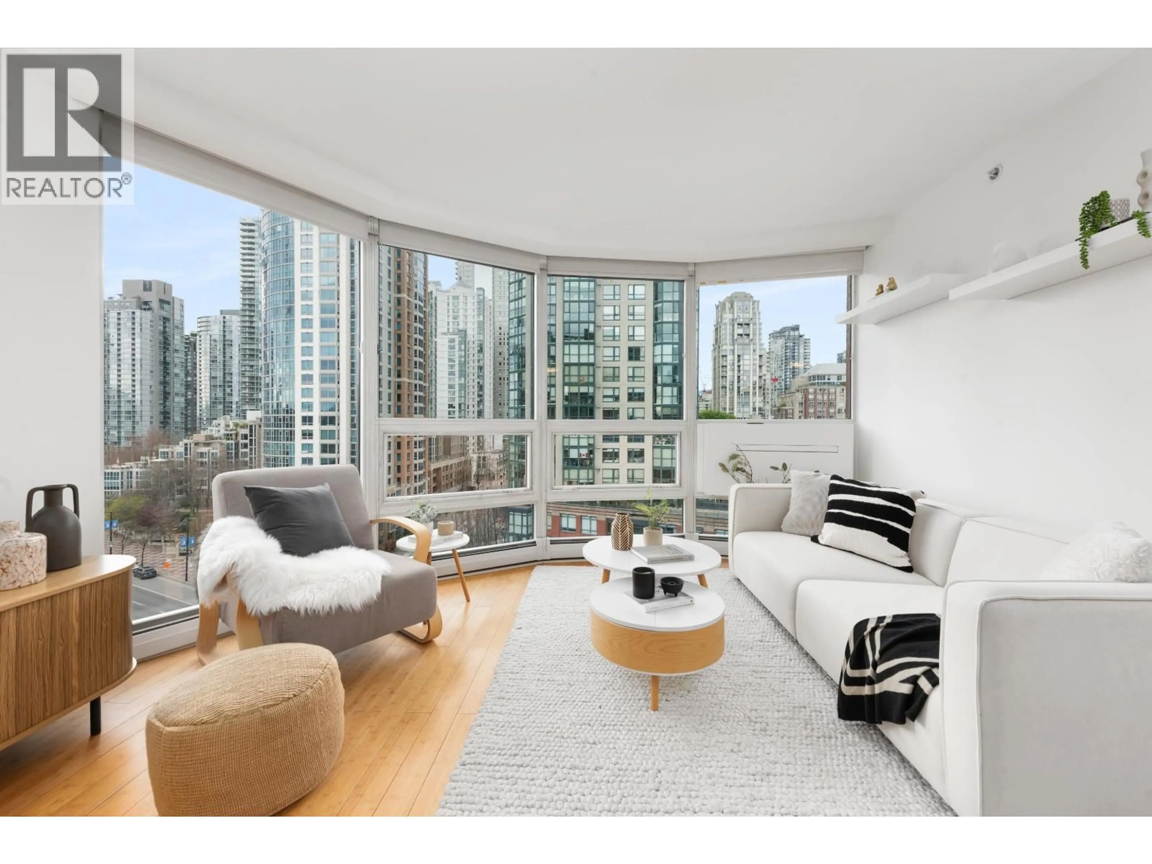 Living room with furniture, unknown for 11D - 199 DRAKE STREET, Vancouver British Columbia V6Z2T9