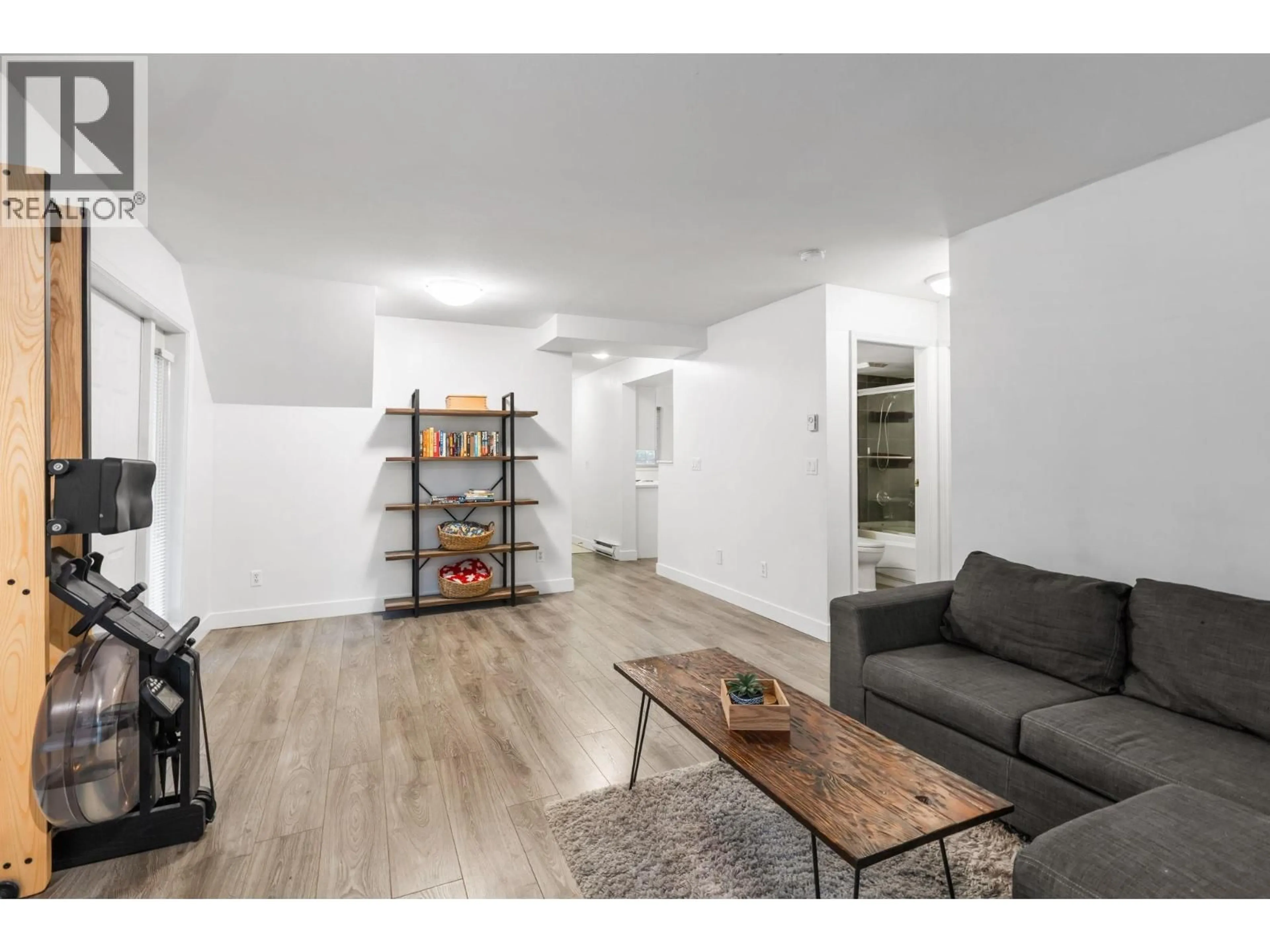 A pic of a room for 85 - 1561 BOOTH AVENUE, Coquitlam British Columbia V3K6Z9