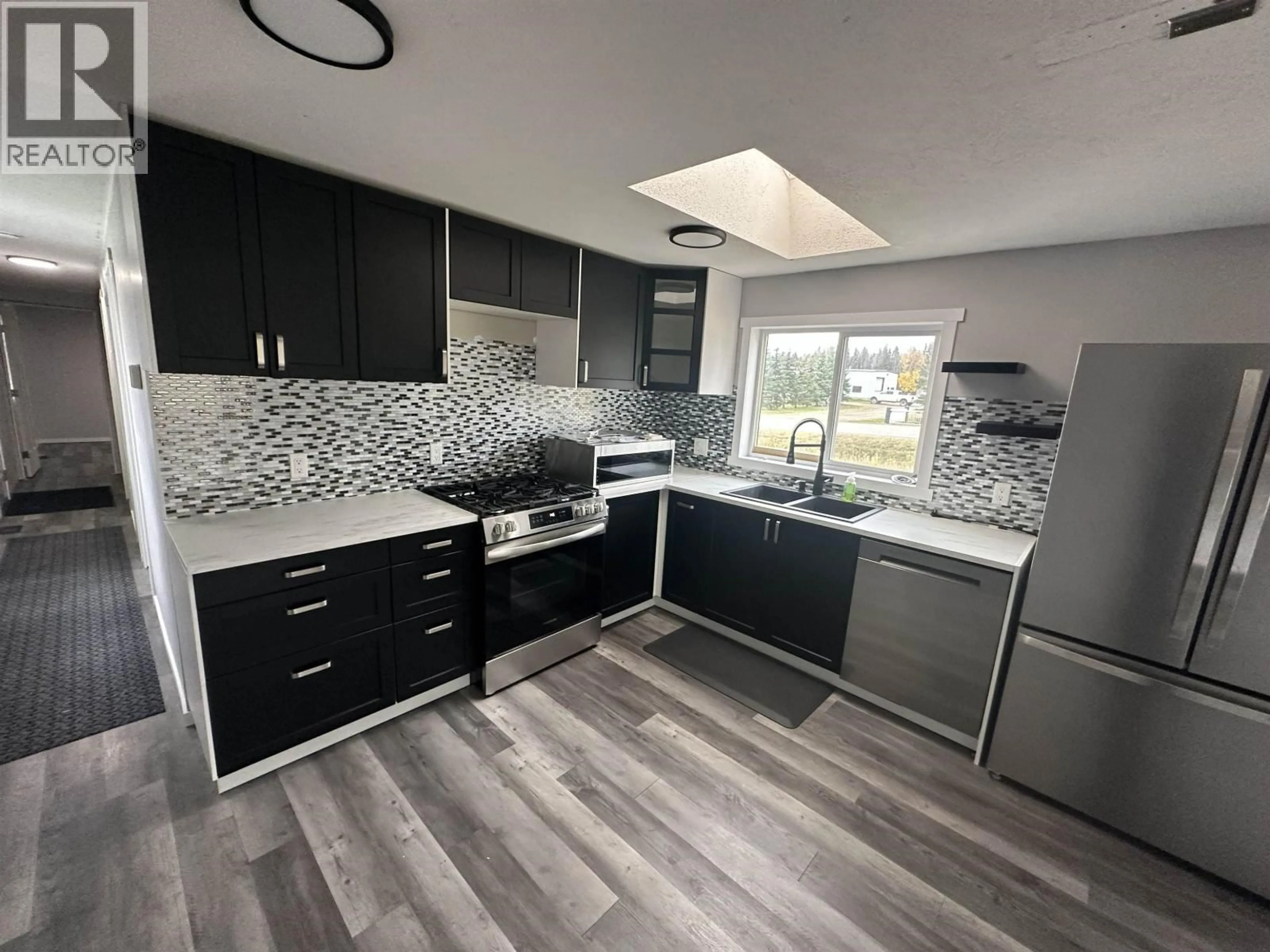 Open concept kitchen, unknown for 89 - 12842 OLD HOPE ROAD, Charlie Lake British Columbia V1J4M7
