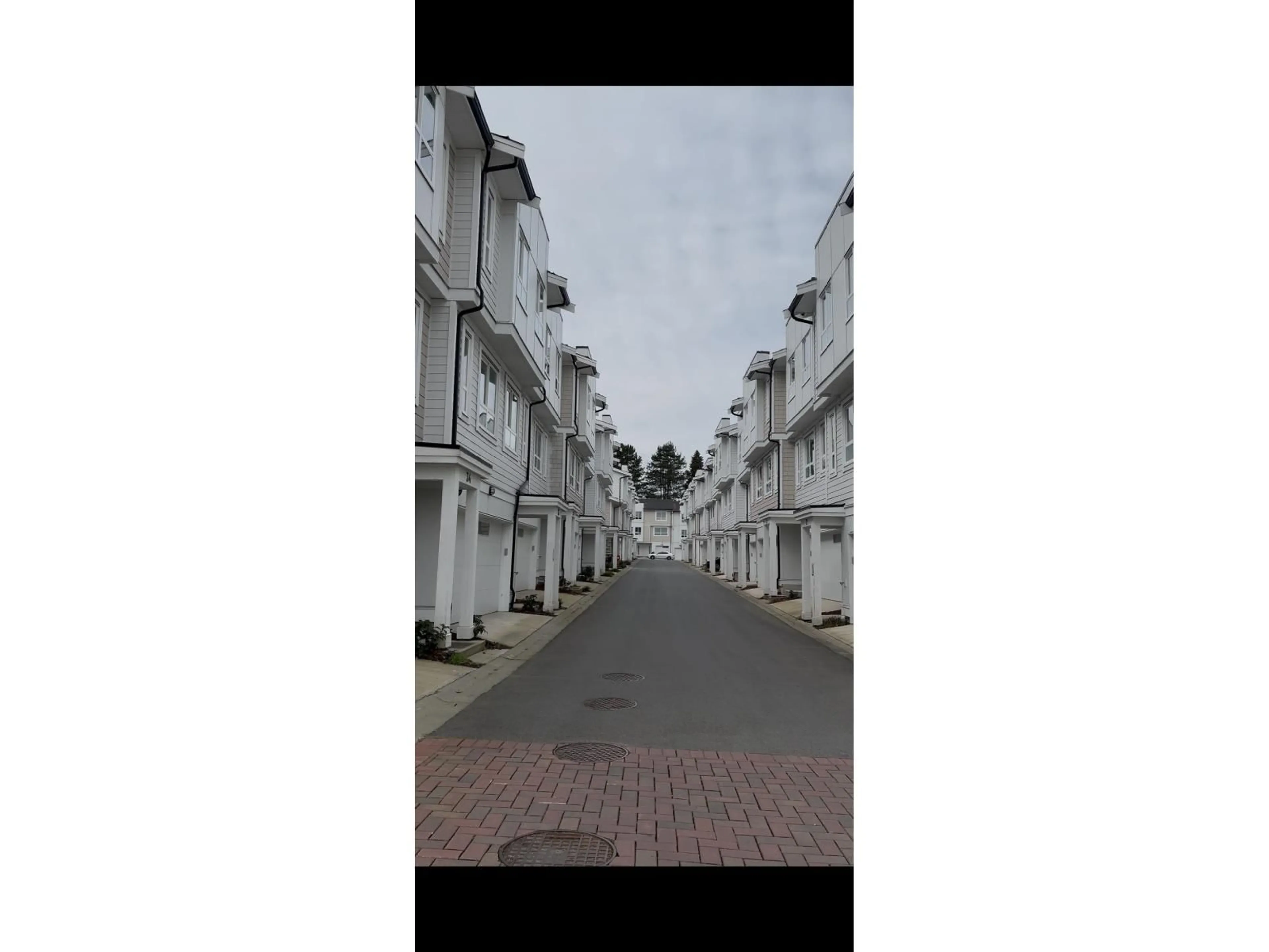 Blurry image for 7 - 8181 135A STREET, Surrey British Columbia V3W3N8