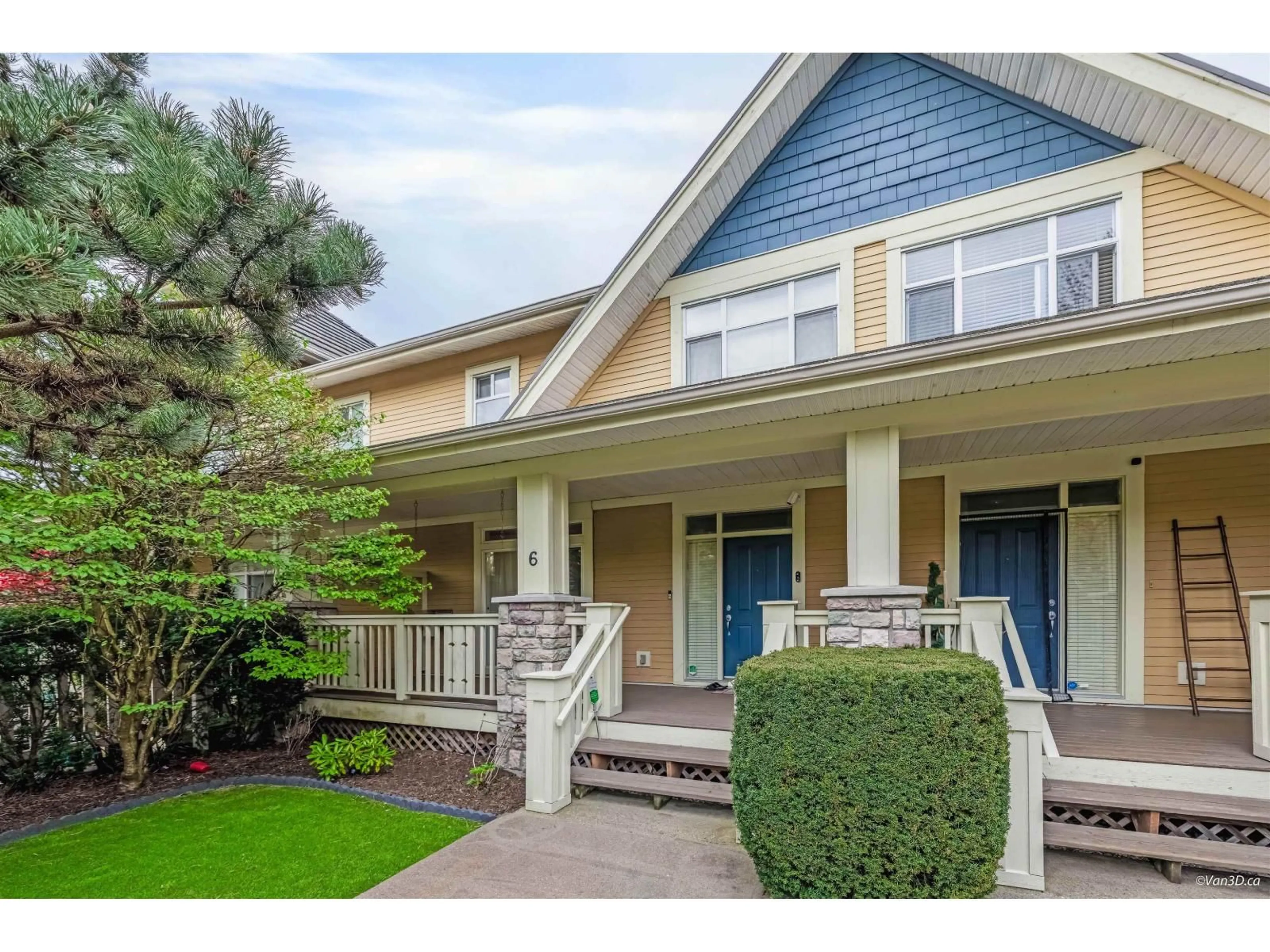 Home with vinyl exterior material, street for 6 - 15237 36 AVENUE, Surrey British Columbia V3Z0Y4