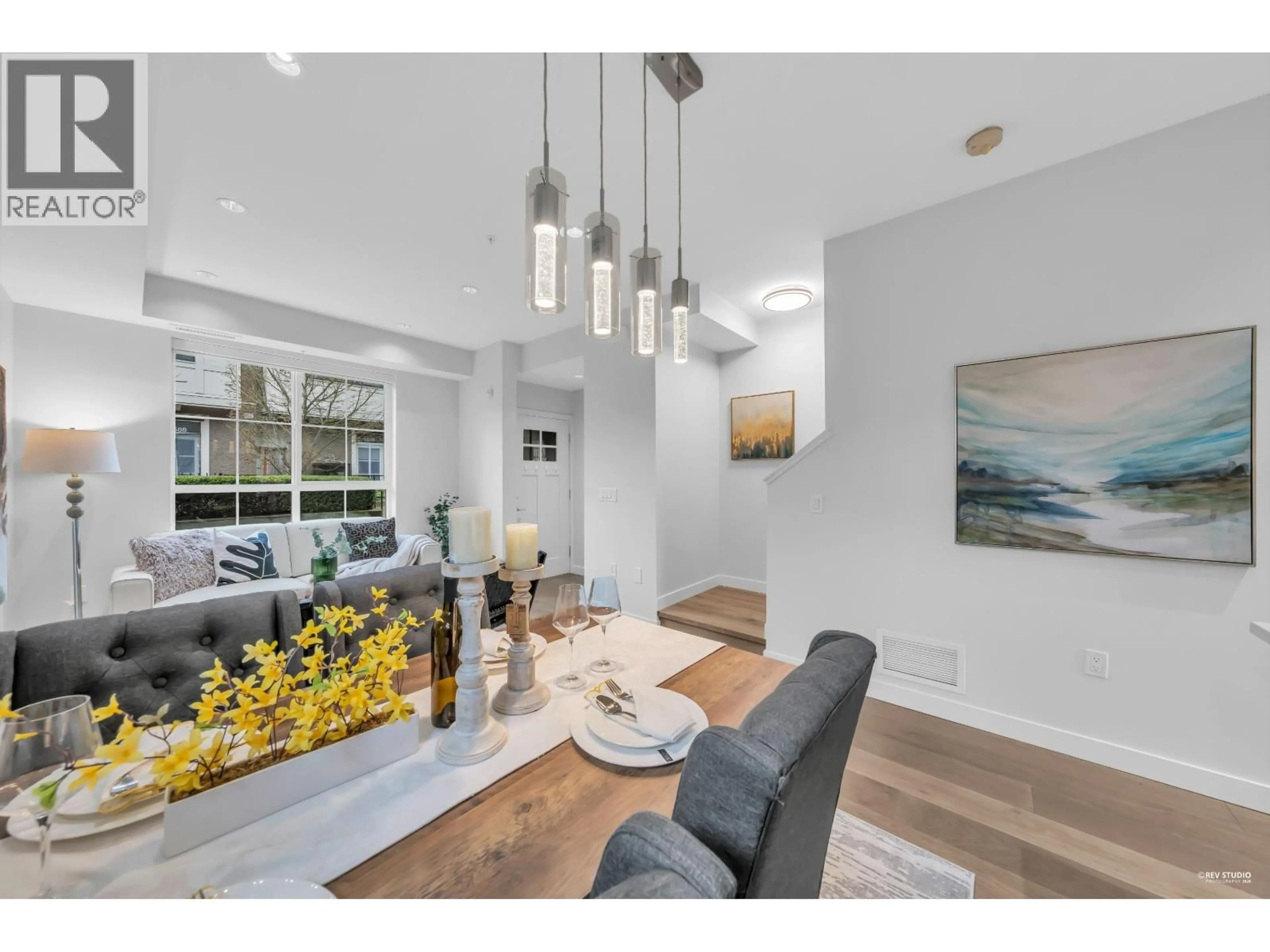 Unknown for 8576 OSLER STREET, Vancouver British Columbia V6P0G4