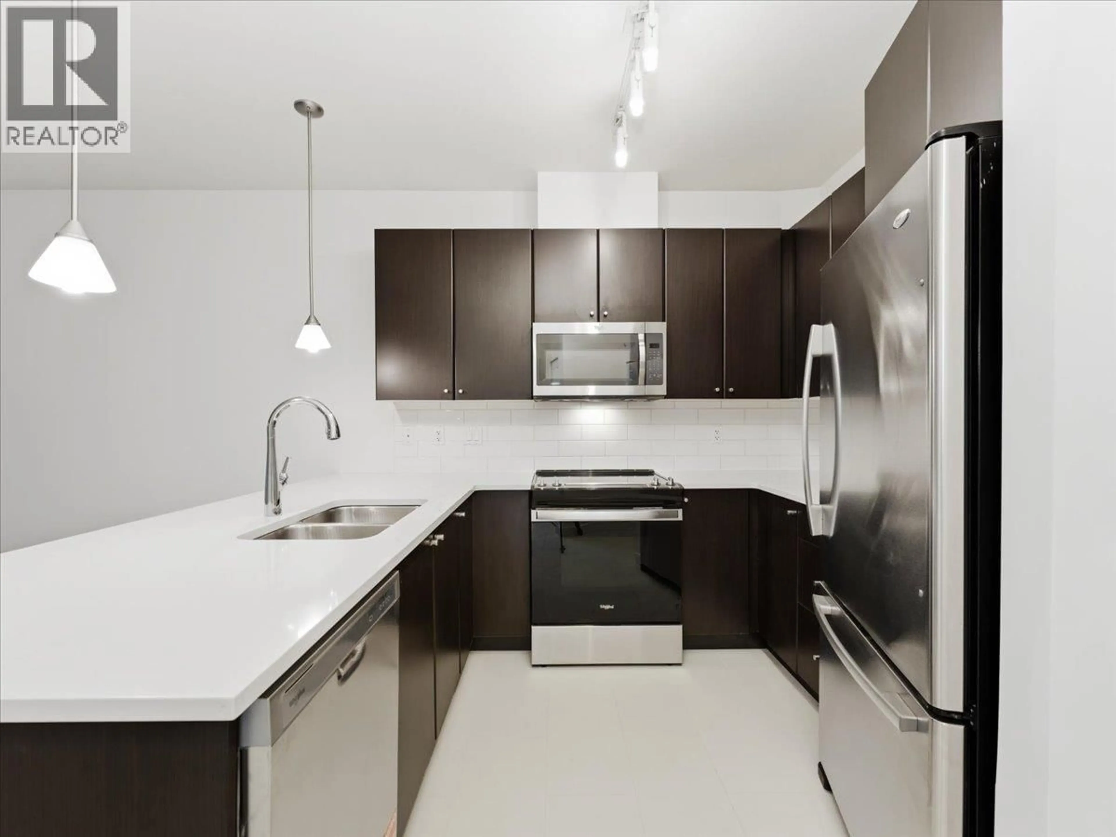 Standard kitchen, unknown for 103 - 225 FRANCIS WAY, New Westminster British Columbia V3L0G1