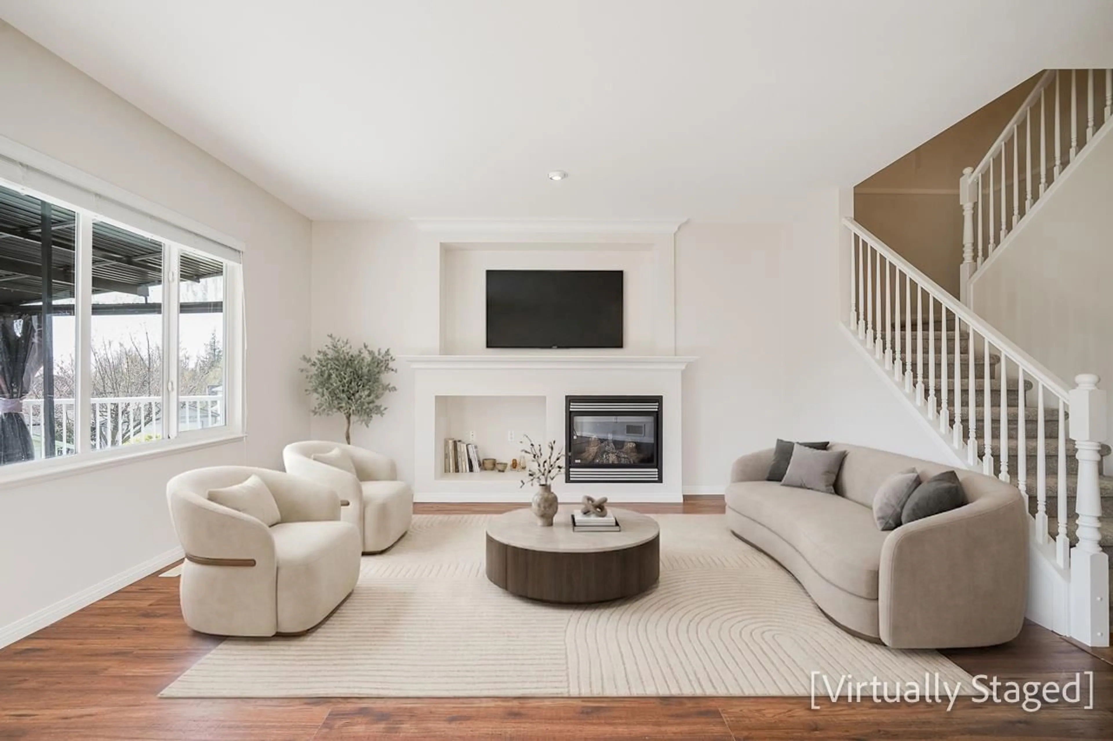 Living room with furniture, unknown for 36016 SHADBOLT AVENUE, Abbotsford British Columbia V3G3E6