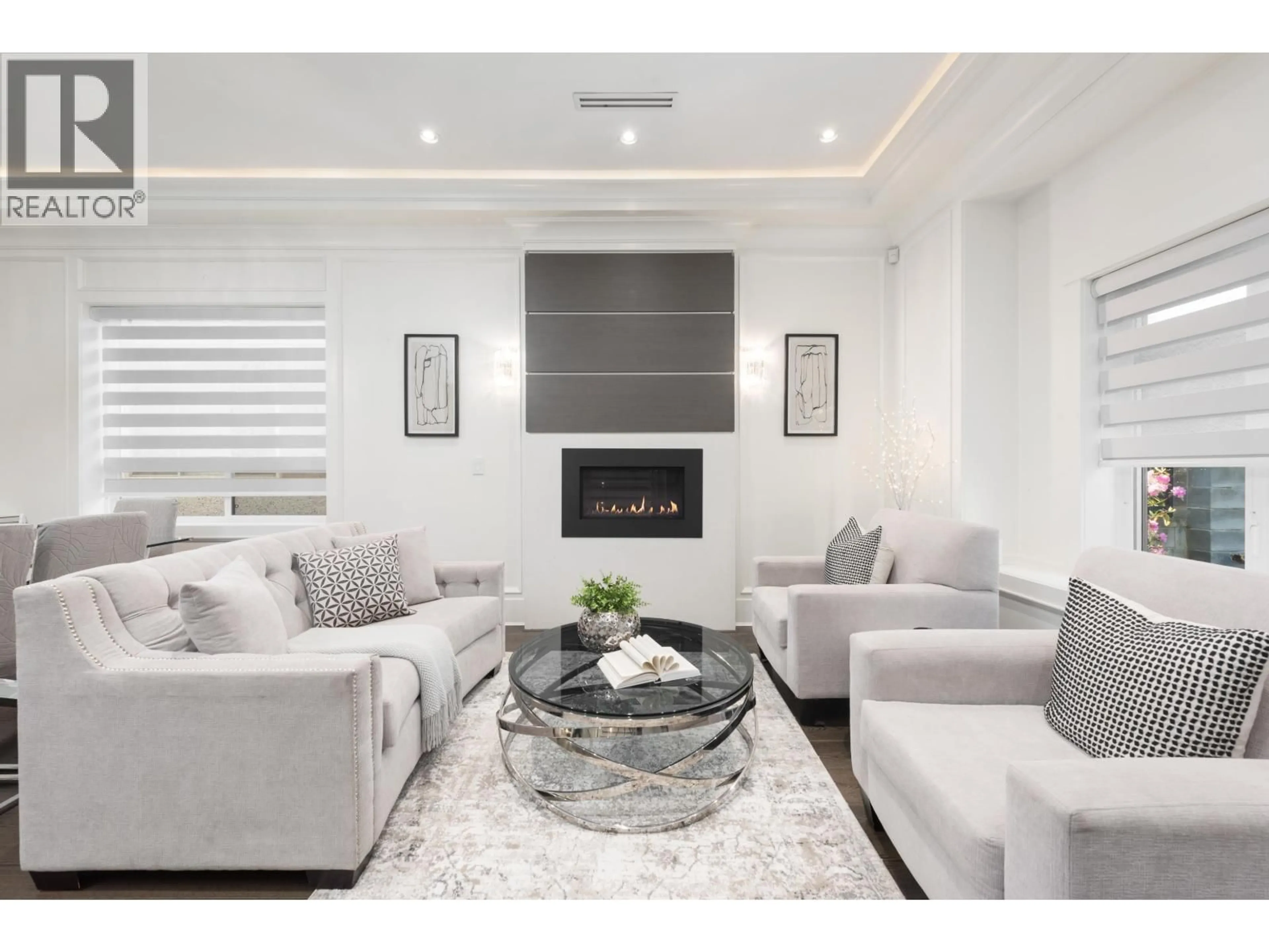 Living room with furniture, unknown for 104 62 AVENUE, Vancouver British Columbia V5X2E6