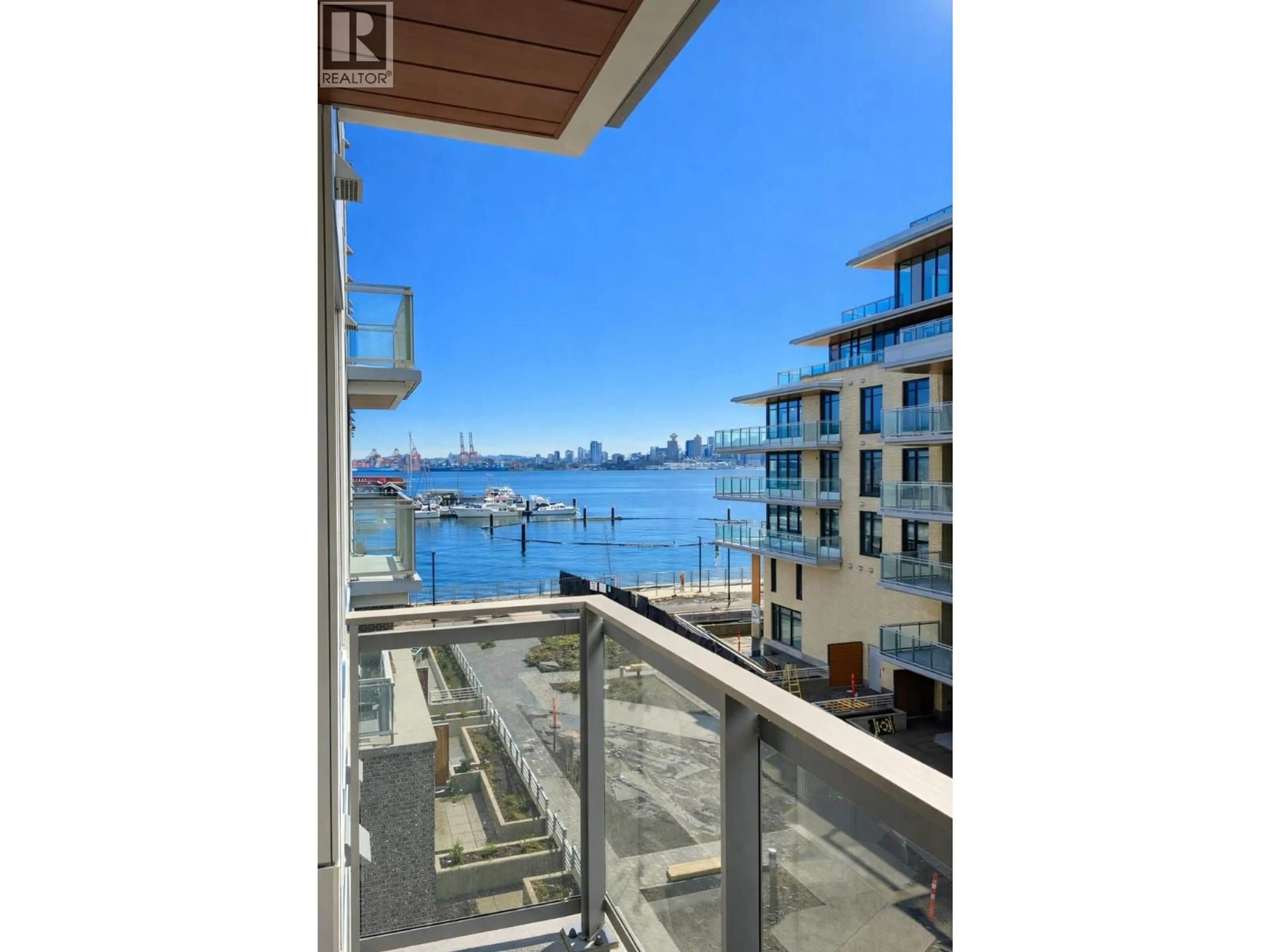 Balcony in the apartment, water/lake/river/ocean view for 425 - 755 HARBOURSIDE DRIVE, North Vancouver British Columbia V7P0G1