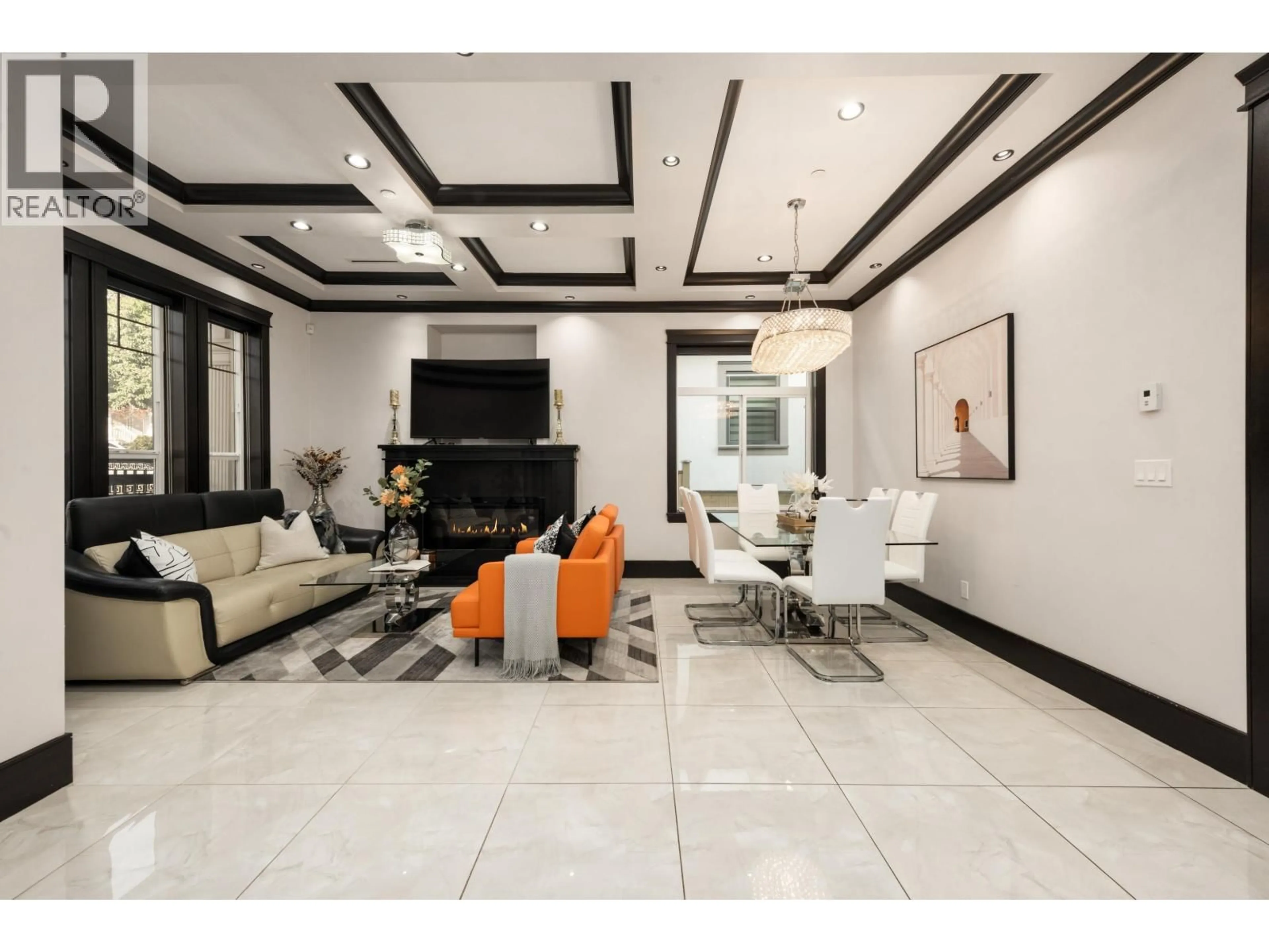 Lobby for 460 60TH AVENUE, Vancouver British Columbia V5X1Z9