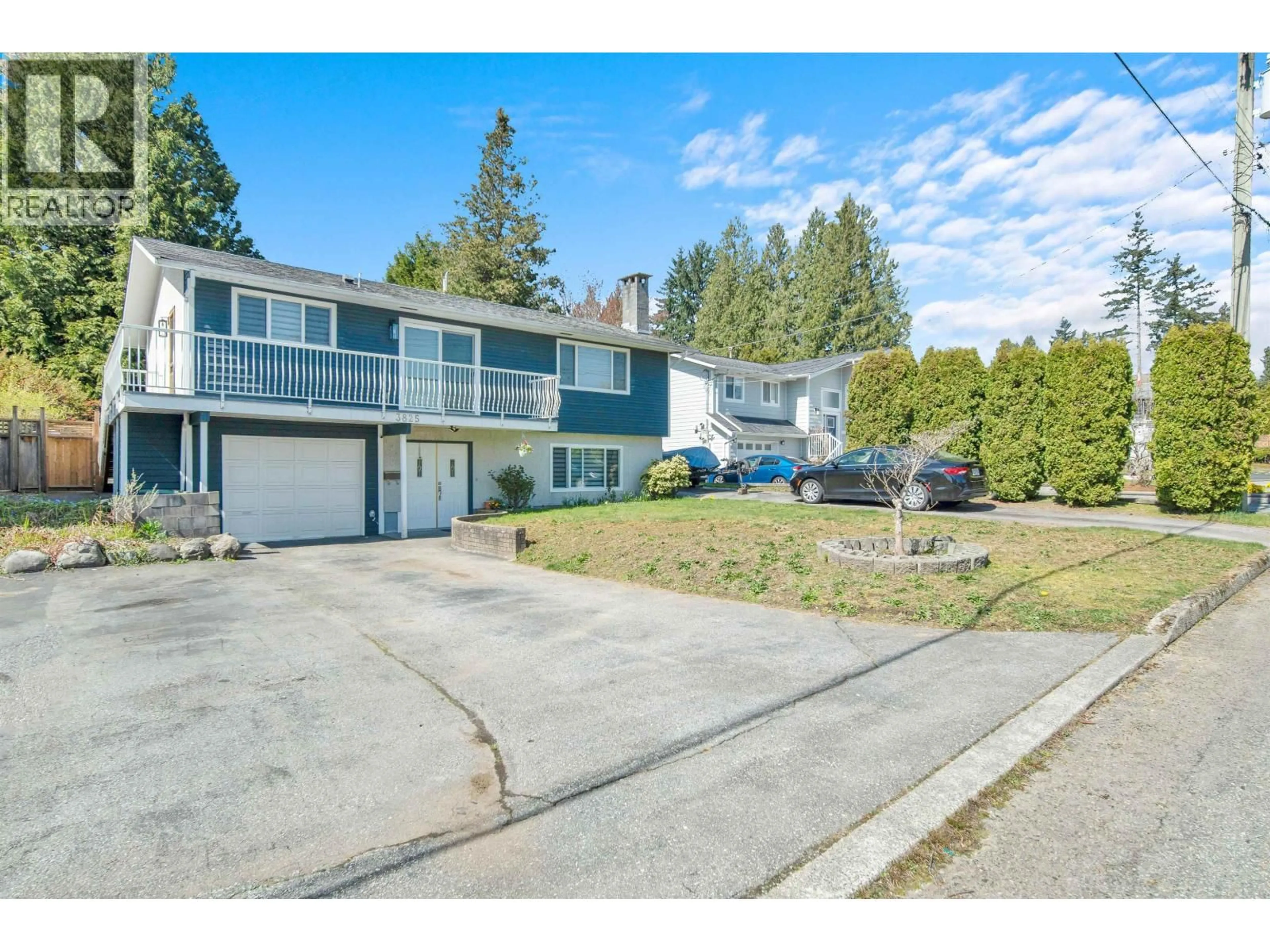 A pic from outside/outdoor area/front of a property/back of a property/a pic from drone, street for 3825 AZALEA PLACE, Port Coquitlam British Columbia V3B4A1