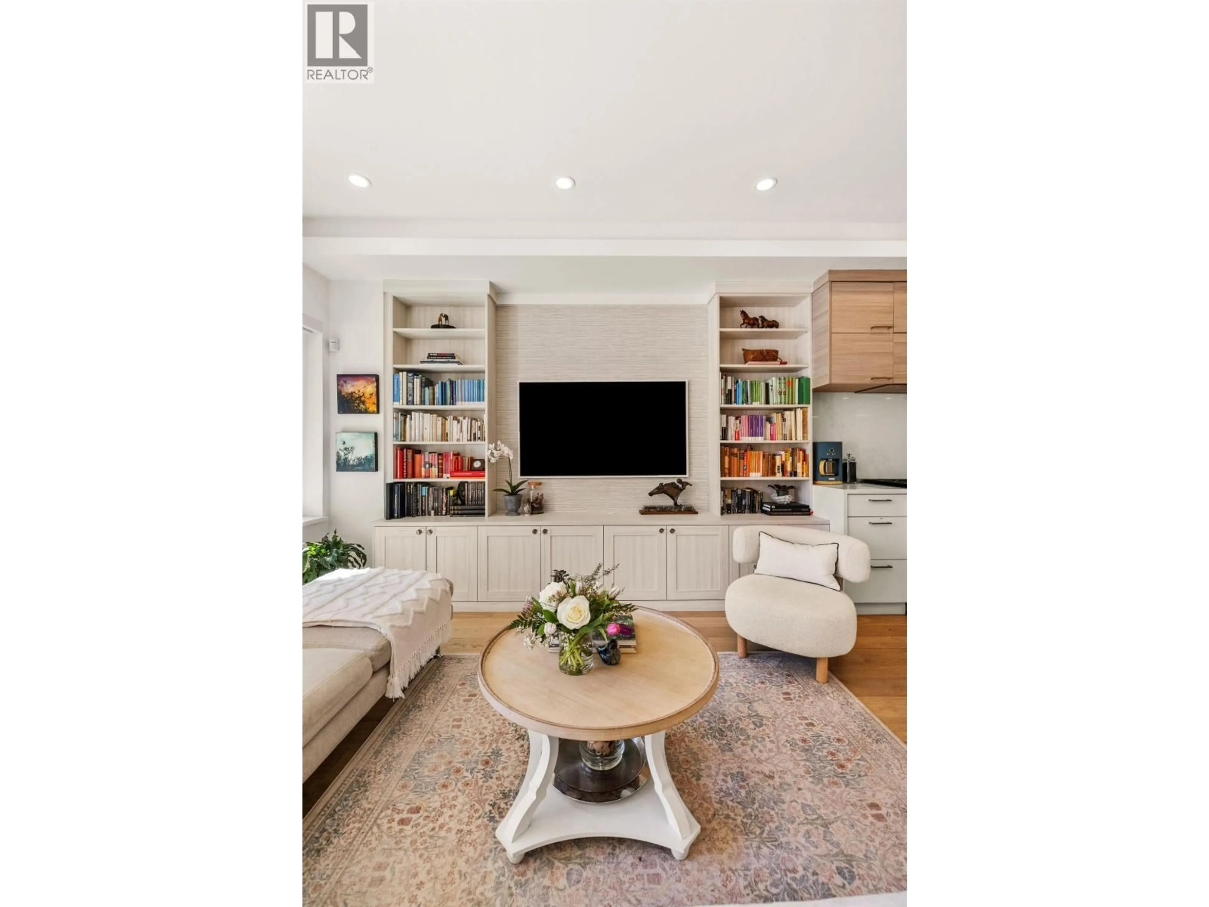 Unknown for 1136 16TH AVENUE, Vancouver British Columbia V5T2W3