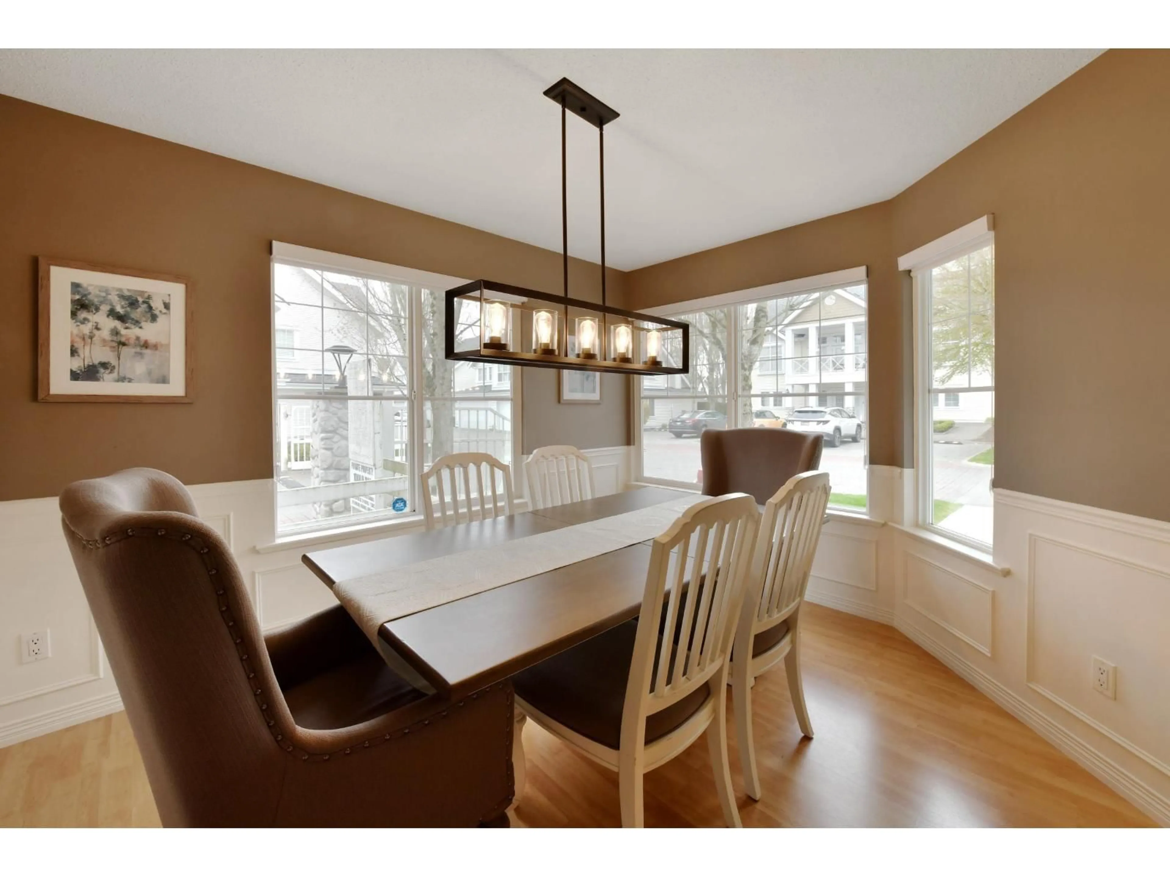 Dining room, wood/laminate floor for 1 - 17097 64 AVENUE, Surrey British Columbia V3S1Y5