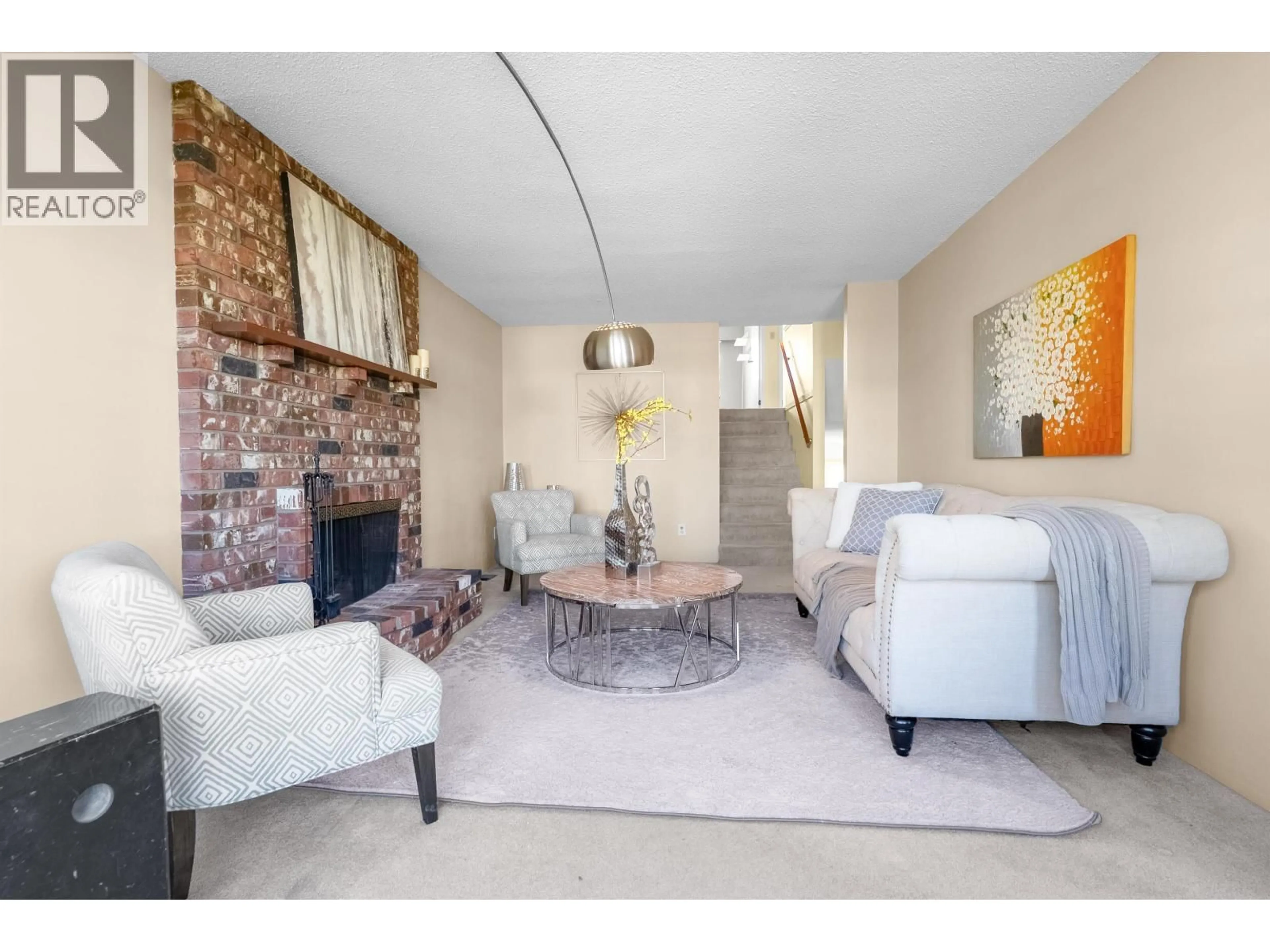 Living room with furniture, unknown for 3588 GEORGIA STREET, Richmond British Columbia V7E2S1