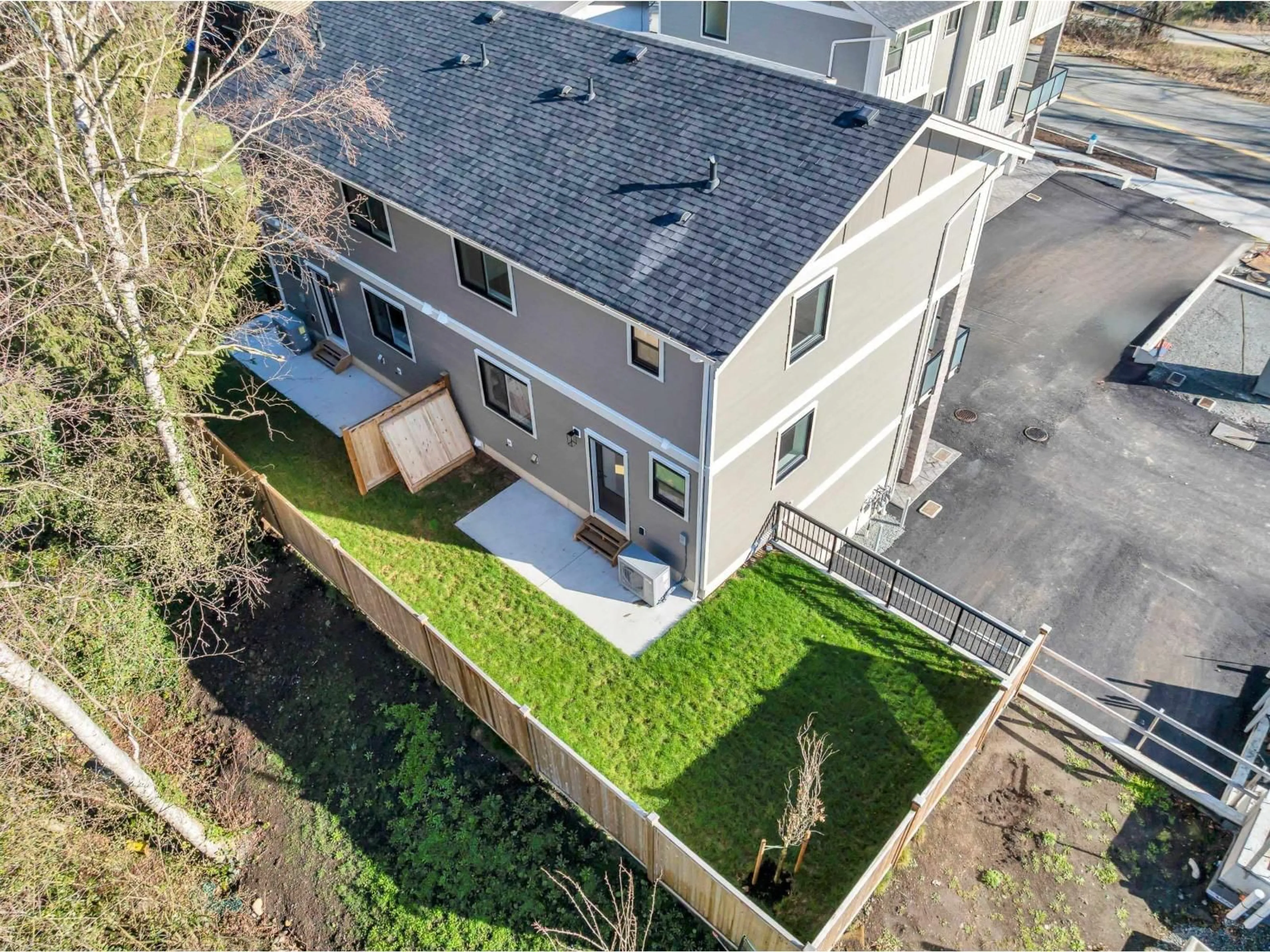 A pic from outside/outdoor area/front of a property/back of a property/a pic from drone, unknown for 2465 BECK ROAD, Abbotsford British Columbia V2S4S3