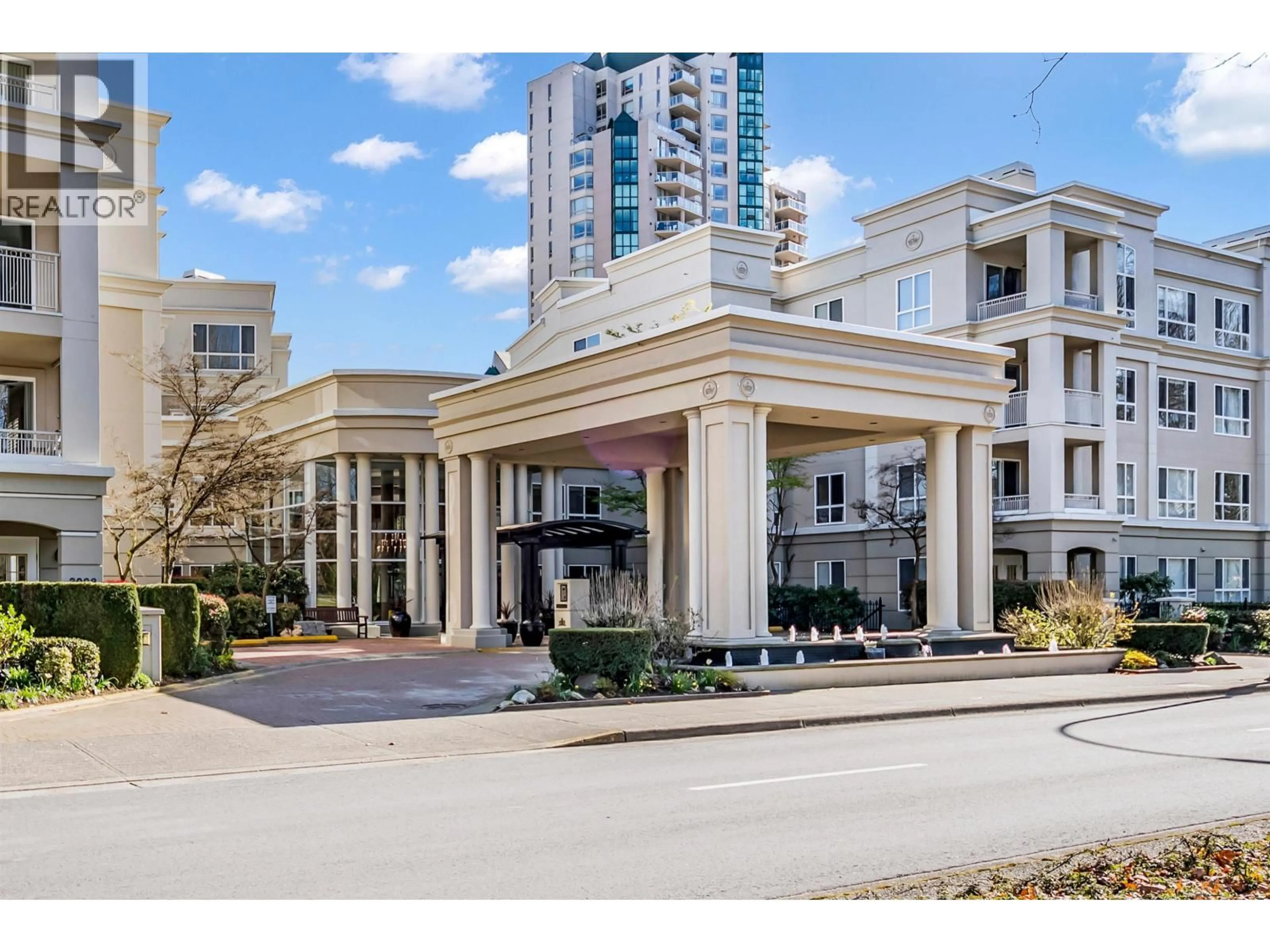 Unknown for 409 - 3098 GUILDFORD WAY, Coquitlam British Columbia V3B7W8