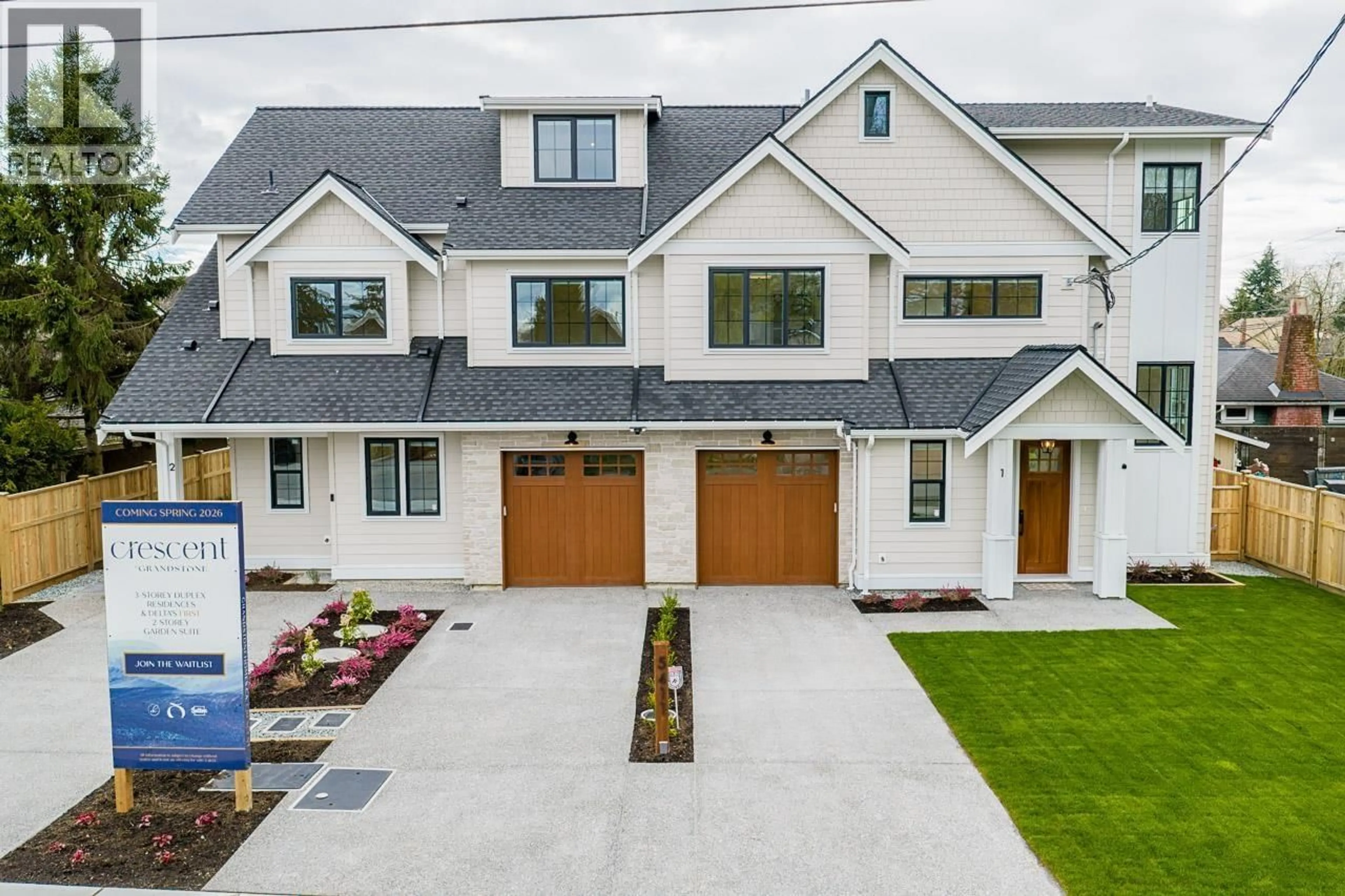 Unknown for 2 - 5411 CRESCENT DRIVE, Delta British Columbia V4K2E3