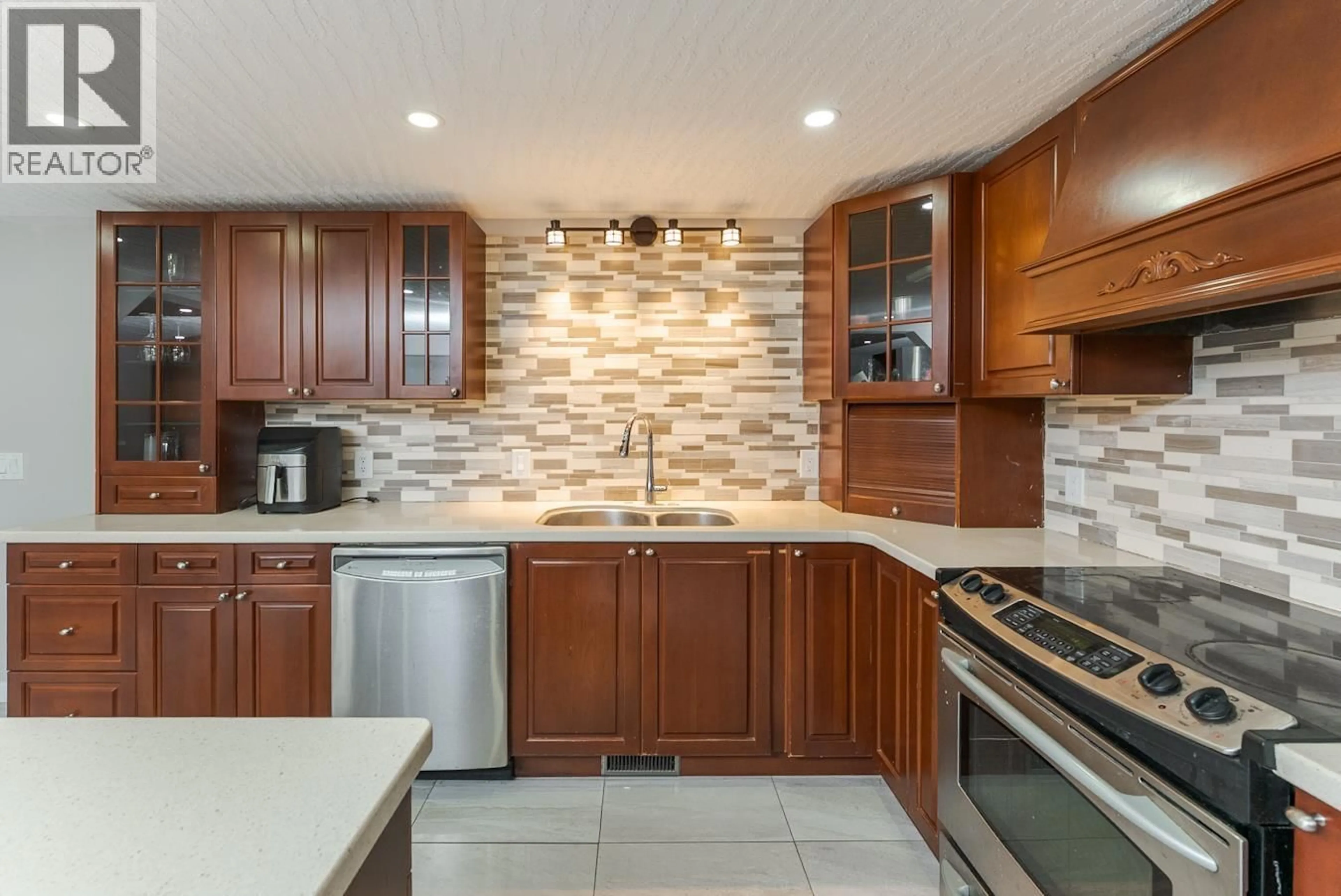 Unknown for 6315 CUMMINGS ROAD, Prince George British Columbia V2N5W1